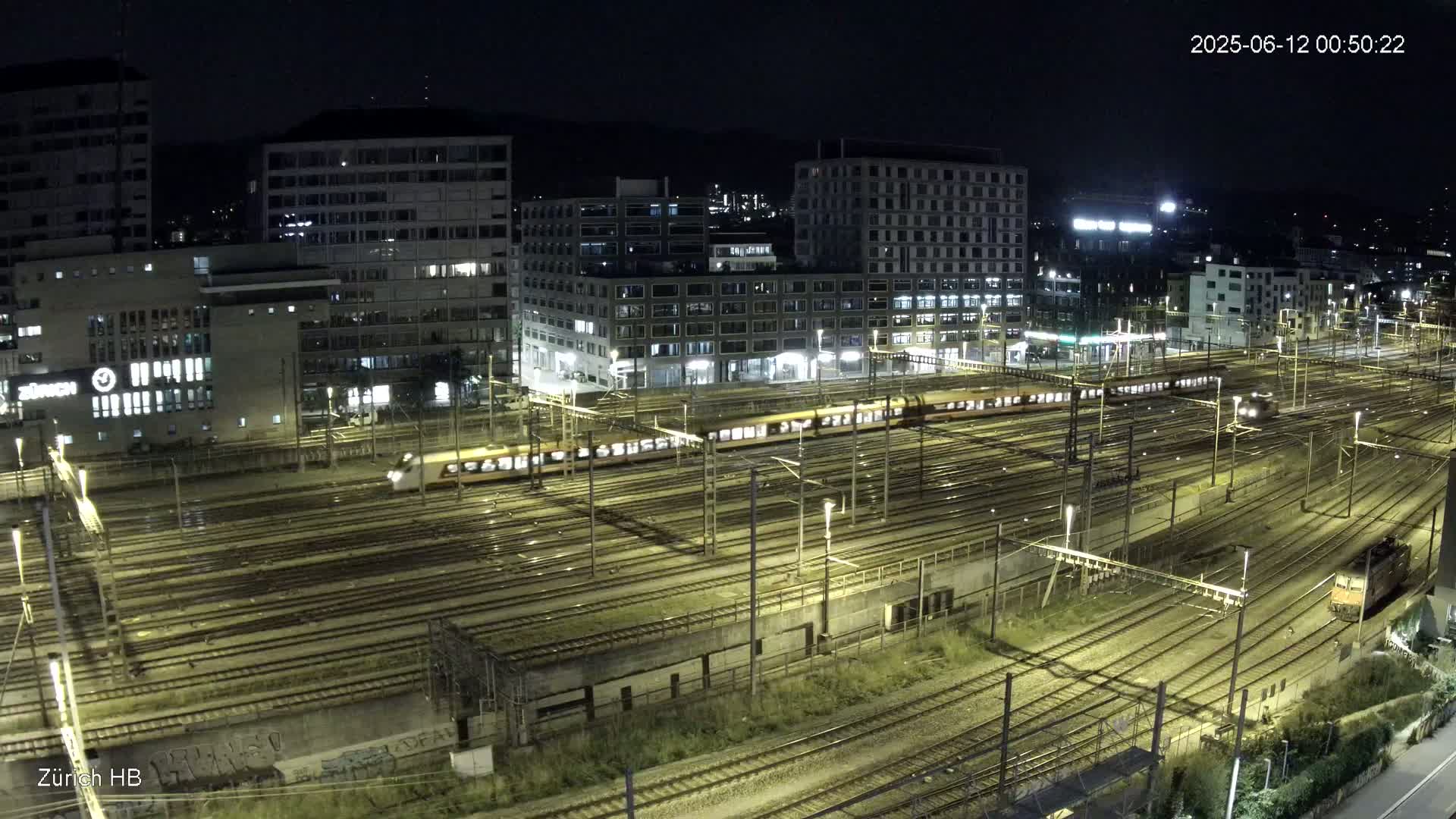 Zurich City & Zürich HB Main Train Station Live Cam - (Kreis 4)Aussersihl, Zurich, Switzerland