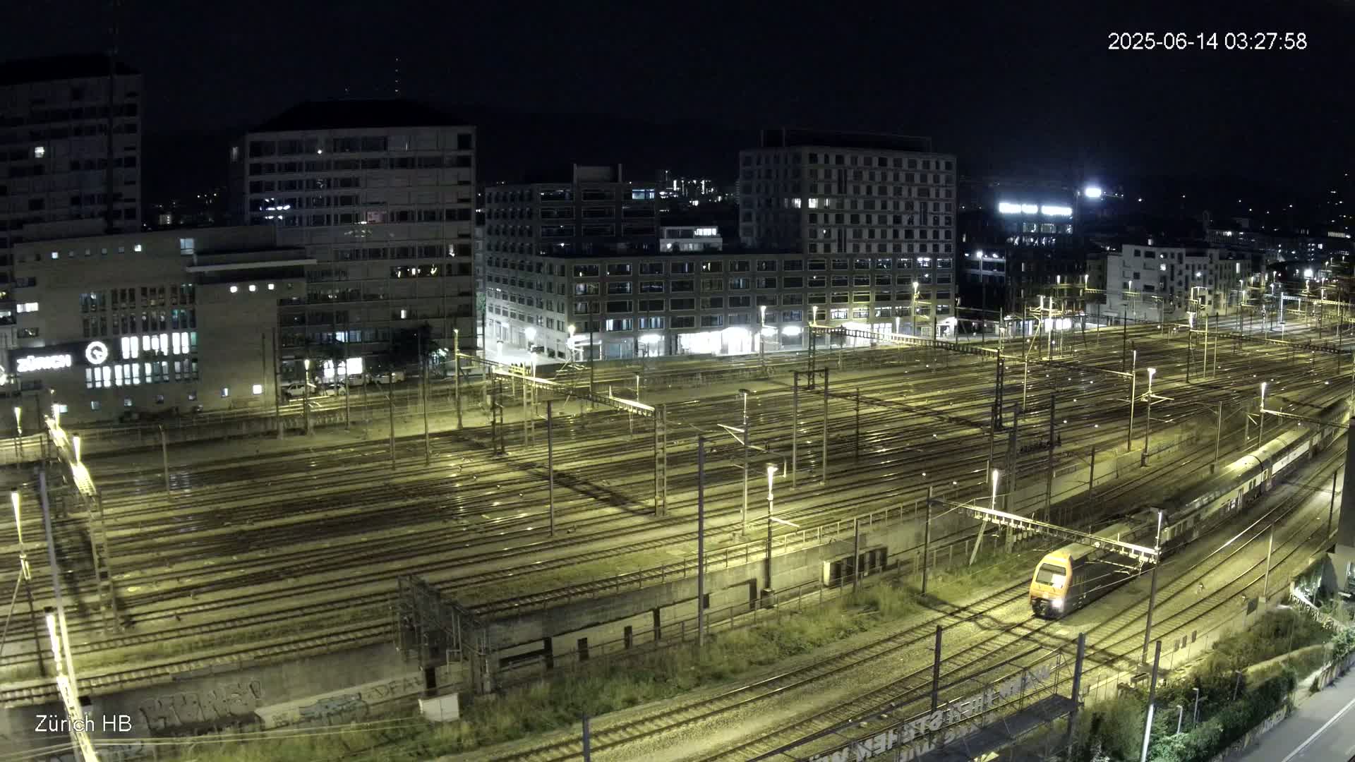 Zurich City & Zürich HB Main Train Station Live Cam - (Kreis 4)Aussersihl, Zurich, Switzerland