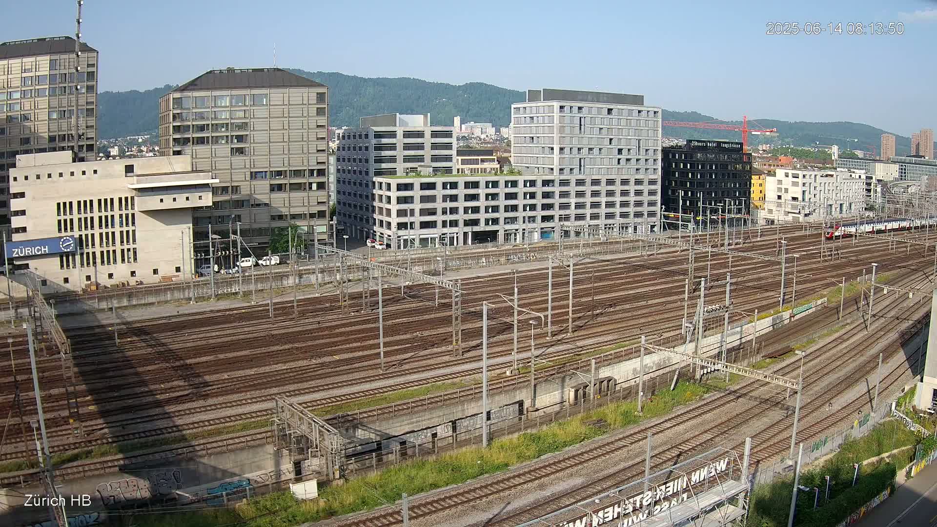 Zurich City & Zürich HB Main Train Station Live Cam - (Kreis 4)Aussersihl, Zurich, Switzerland