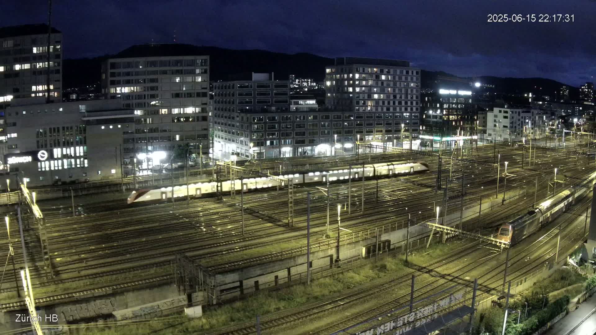 Zurich City & Zürich HB Main Train Station Live Cam - (Kreis 4)Aussersihl, Zurich, Switzerland