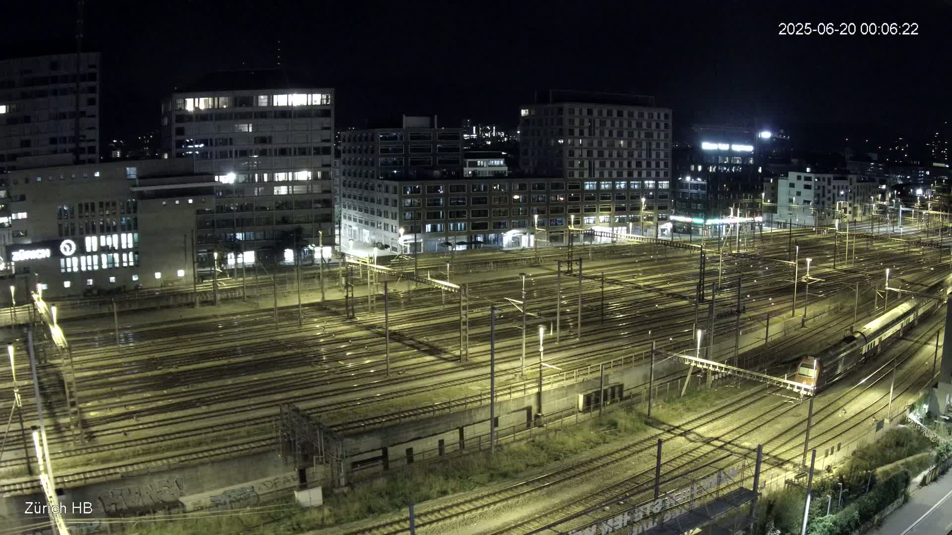 Zurich City & Zürich HB Main Train Station Live Cam - (Kreis 4)Aussersihl, Zurich, Switzerland