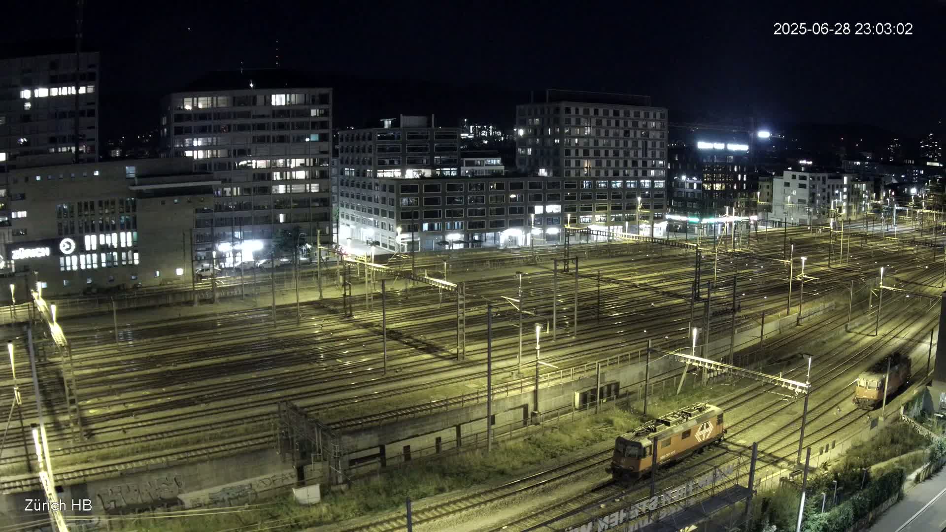 Zurich City & Zürich HB Main Train Station Live Cam - (Kreis 4)Aussersihl, Zurich, Switzerland