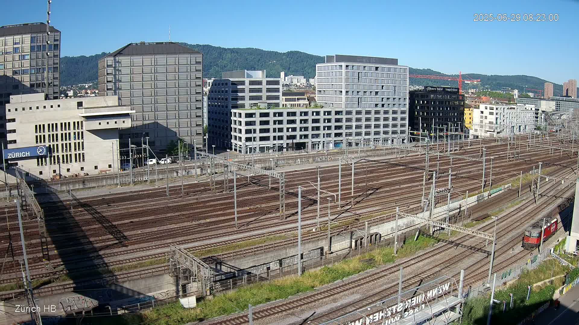 Zurich City & Zürich HB Main Train Station Live Cam - (Kreis 4)Aussersihl, Zurich, Switzerland