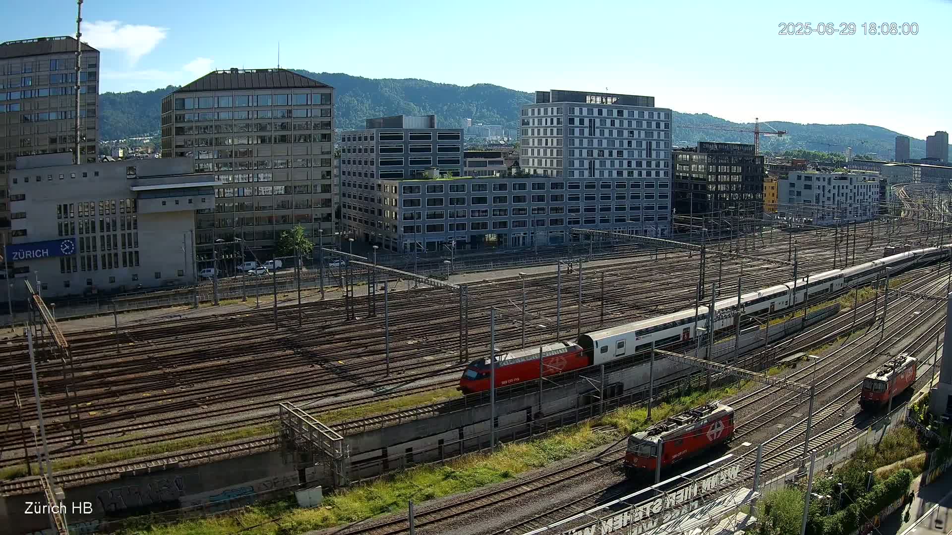 Zurich City & Zürich HB Main Train Station Live Cam - (Kreis 4)Aussersihl, Zurich, Switzerland