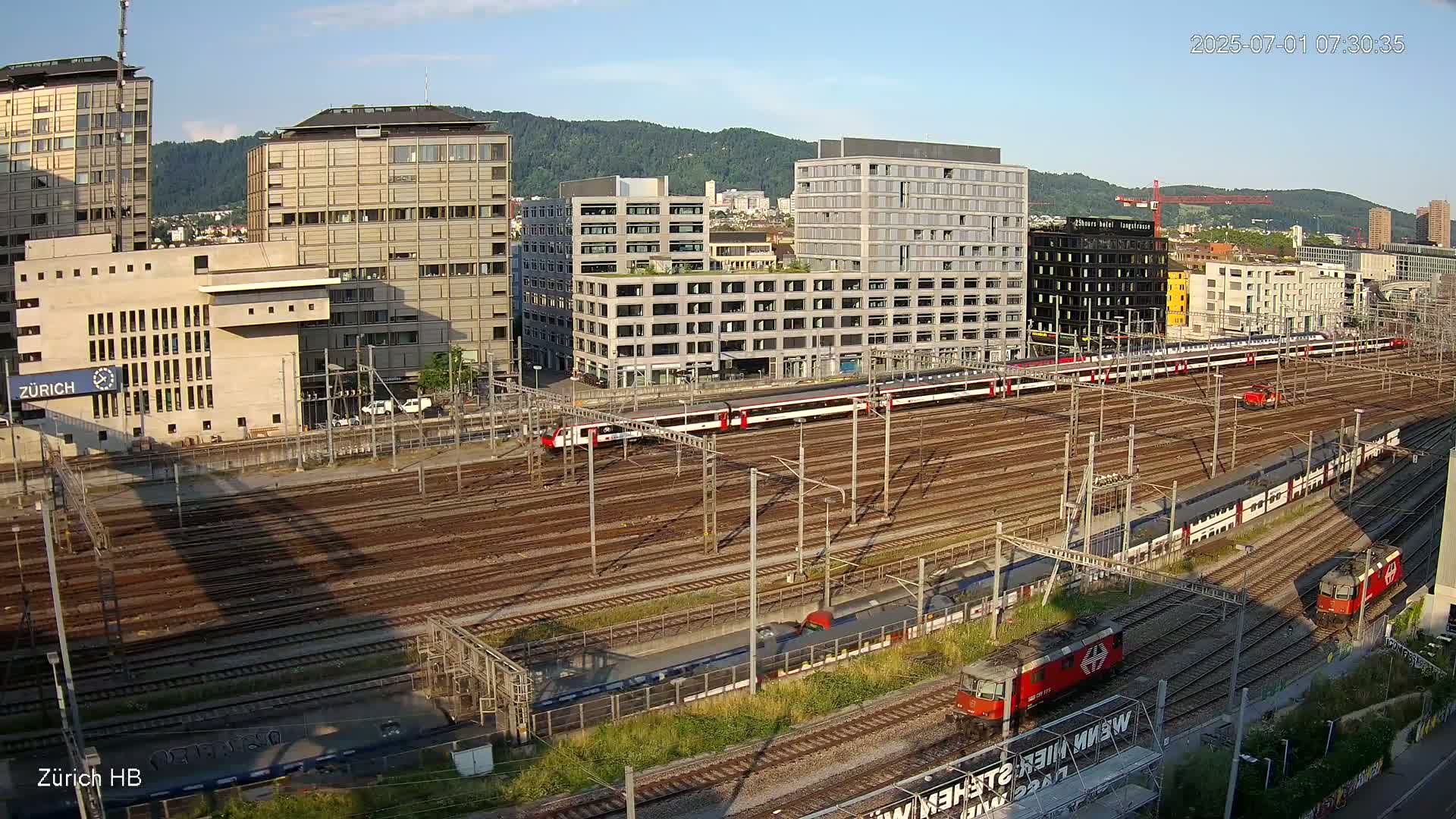 Zurich City & Zürich HB Main Train Station Live Cam - (Kreis 4)Aussersihl, Zurich, Switzerland