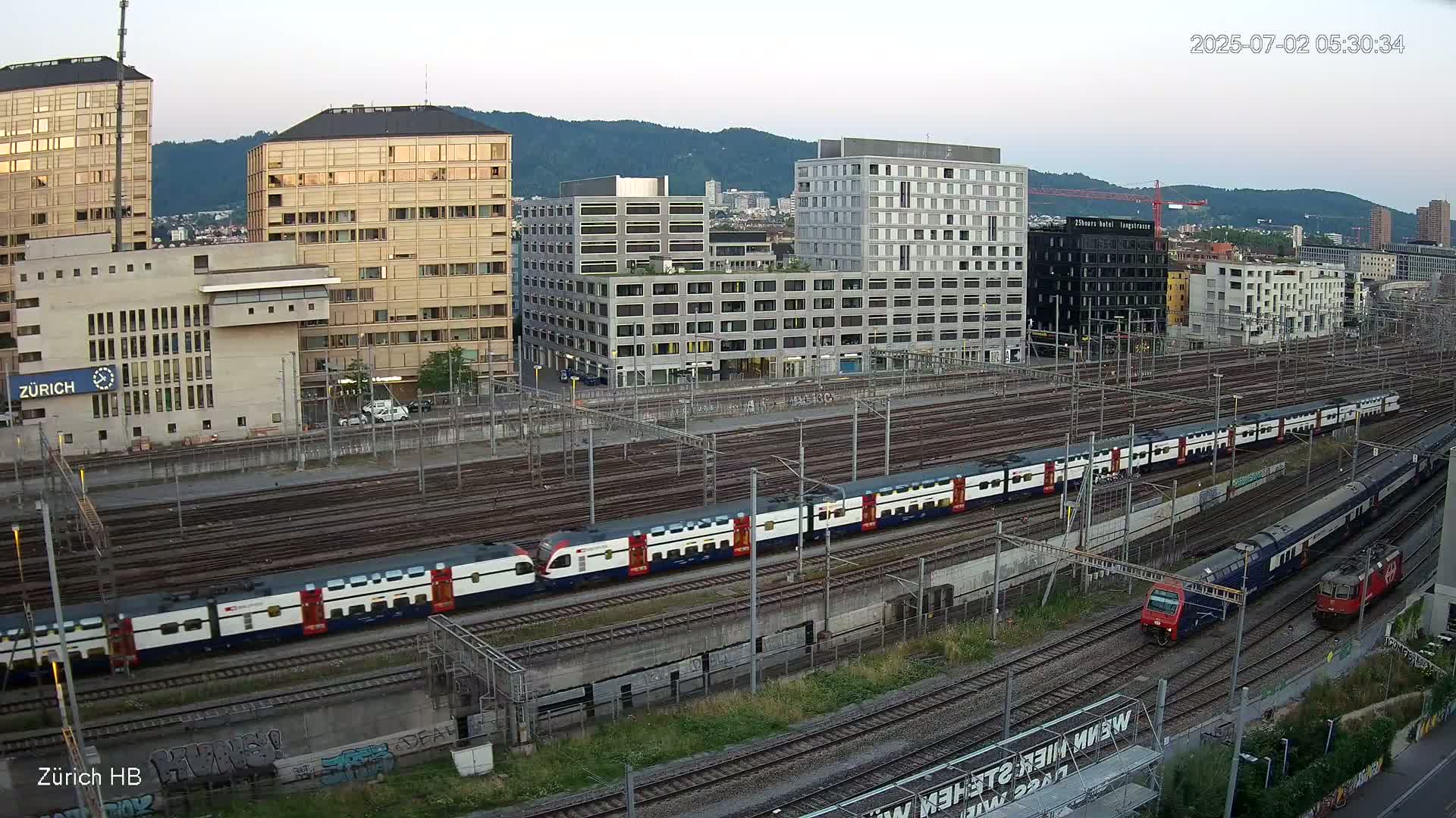 Zurich City & Zürich HB Main Train Station Live Cam - (Kreis 4)Aussersihl, Zurich, Switzerland