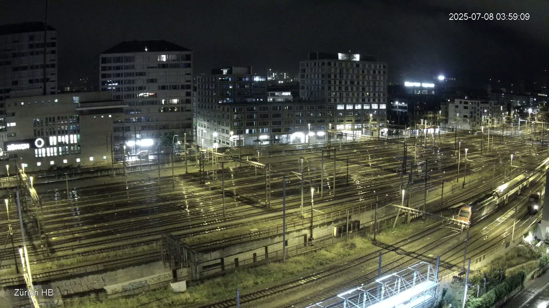 Zurich City & Zürich HB Main Train Station Live Cam - (Kreis 4)Aussersihl, Zurich, Switzerland