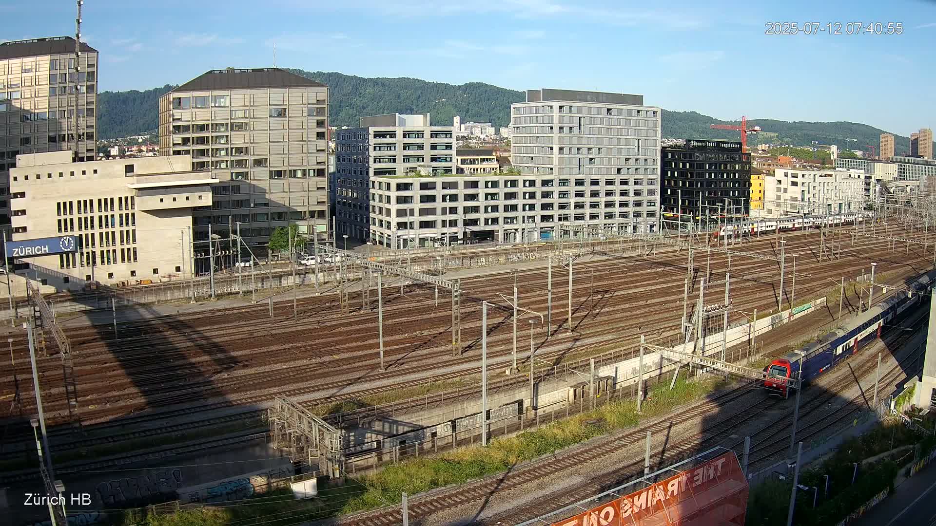 Zurich City & Zürich HB Main Train Station Live Cam - (Kreis 4)Aussersihl, Zurich, Switzerland