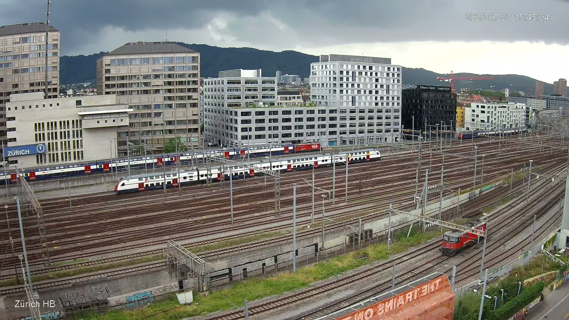 Zurich City & Zürich HB Main Train Station Live Cam - (Kreis 4)Aussersihl, Zurich, Switzerland