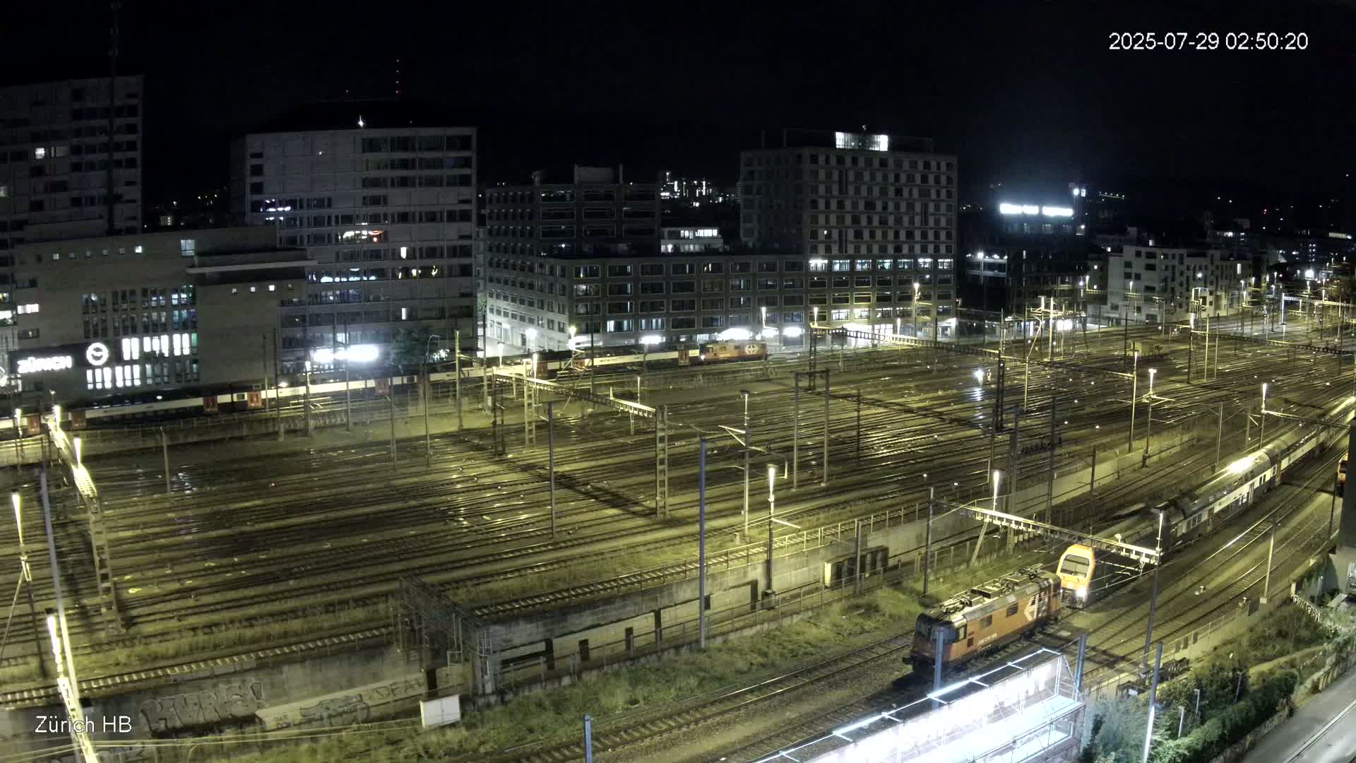 Zurich City & Zürich HB Main Train Station Live Cam - (Kreis 4)Aussersihl, Zurich, Switzerland
