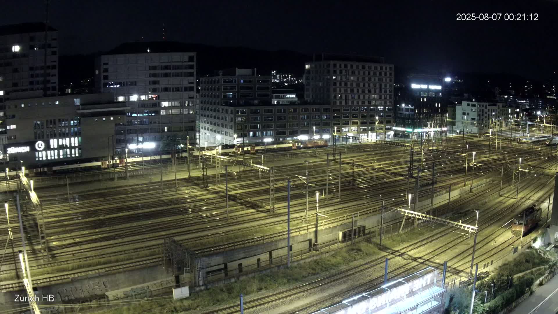 Zurich City & Zürich HB Main Train Station Live Cam - (Kreis 4)Aussersihl, Zurich, Switzerland