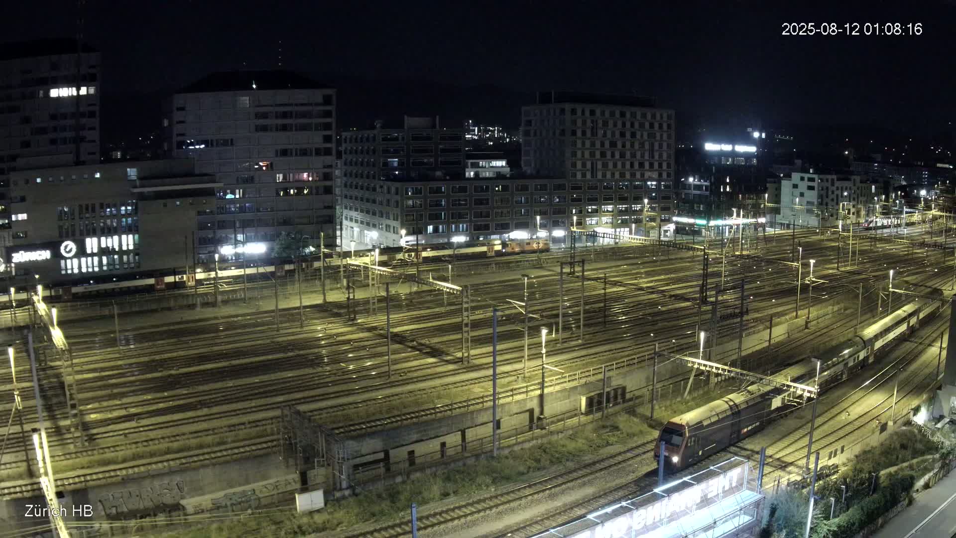 Zurich City & Zürich HB Main Train Station Live Cam - (Kreis 4)Aussersihl, Zurich, Switzerland