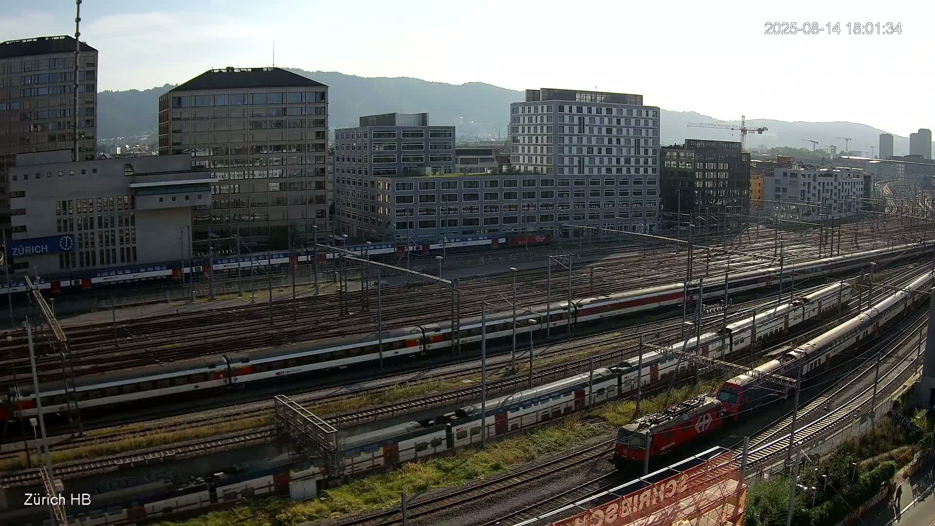 Zurich City & Zürich HB Main Train Station Live Cam - (Kreis 4)Aussersihl, Zurich, Switzerland