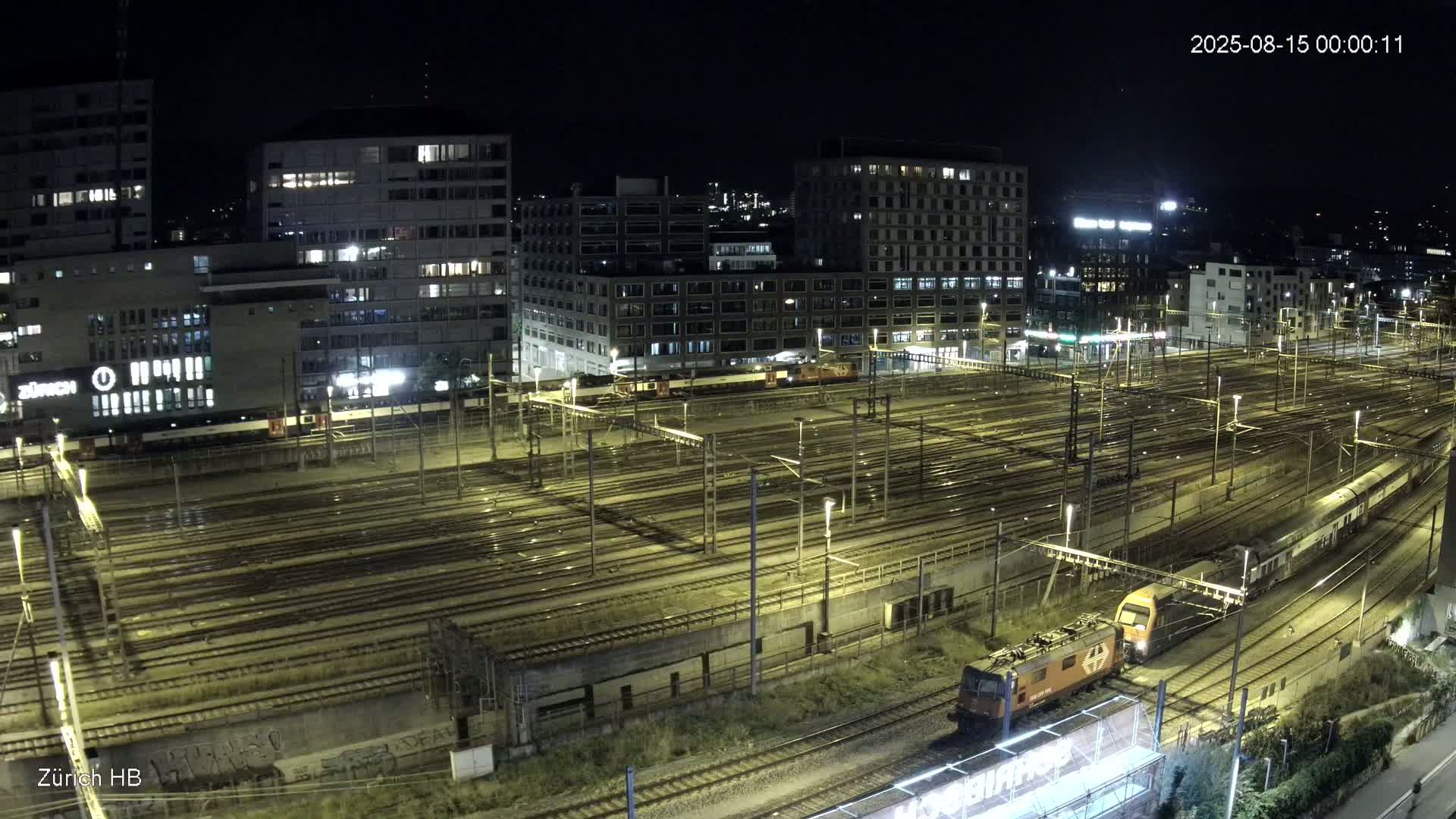 Zurich City & Zürich HB Main Train Station Live Cam - (Kreis 4)Aussersihl, Zurich, Switzerland