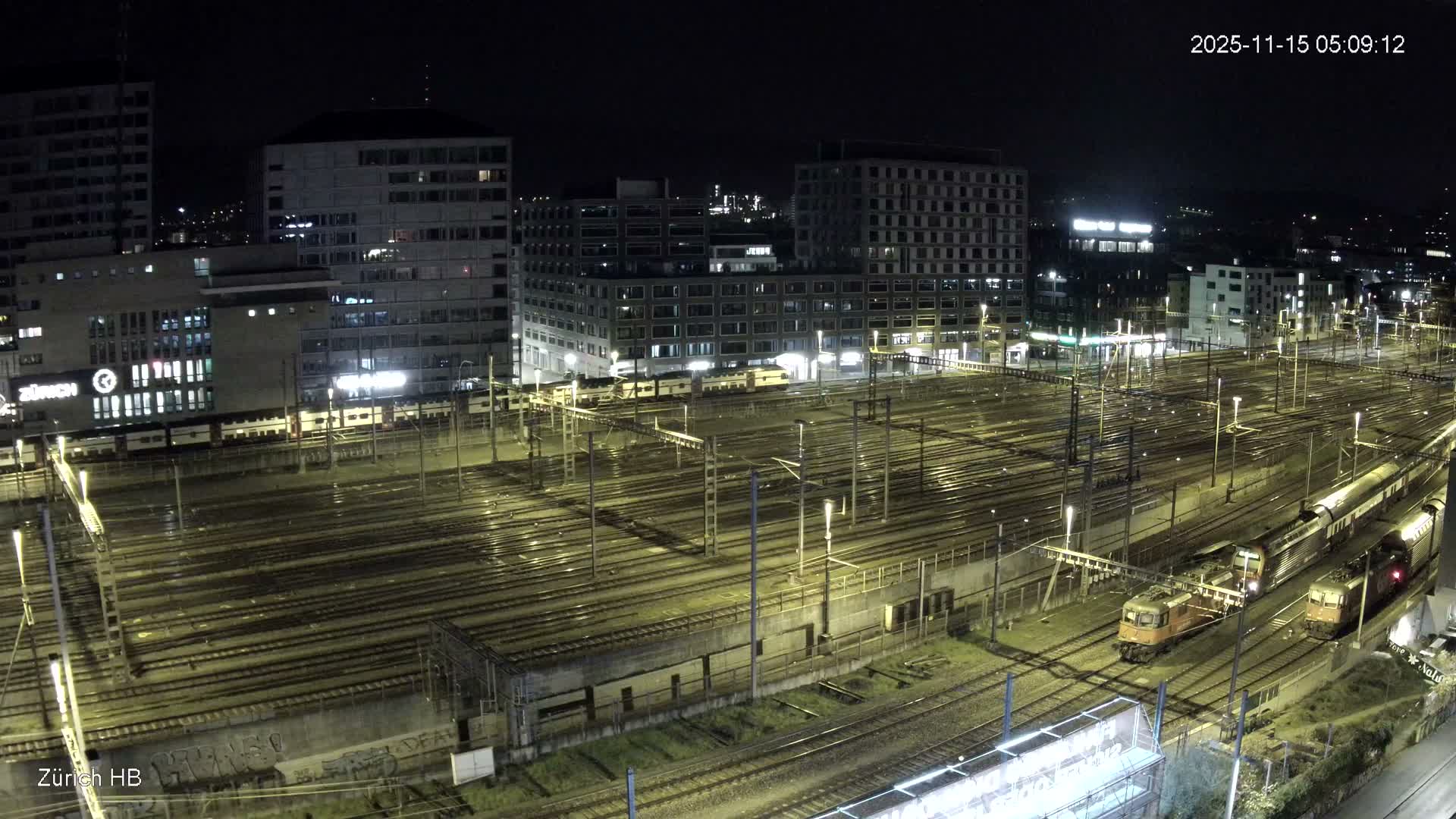 Zurich City & Zürich HB Main Train Station Live Cam - (Kreis 4)Aussersihl, Zurich, Switzerland