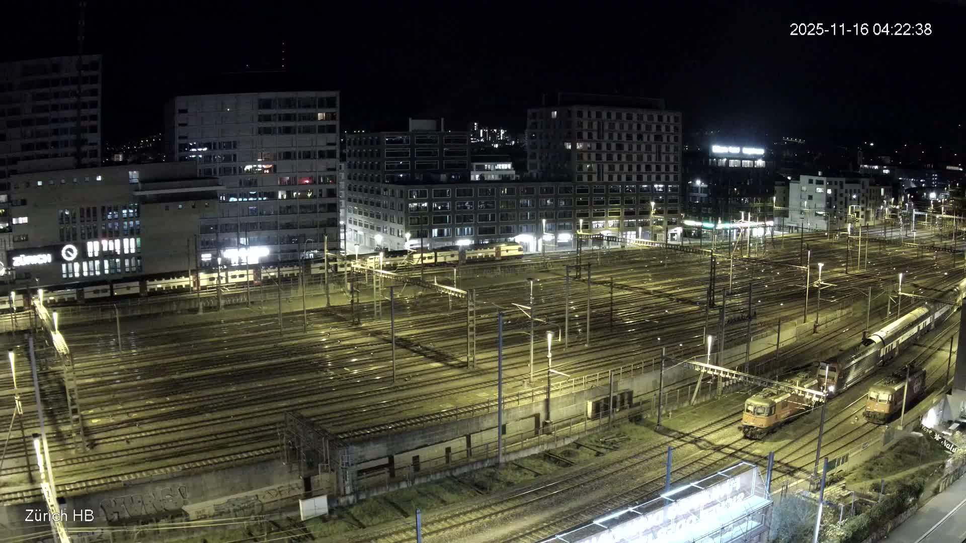Zurich City & Zürich HB Main Train Station Live Cam - (Kreis 4)Aussersihl, Zurich, Switzerland
