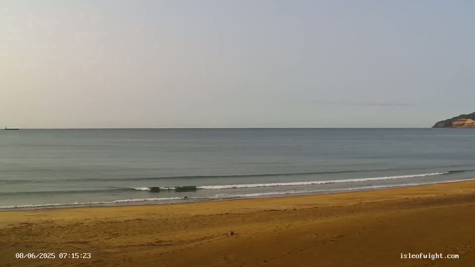 Sandown Beach Live Cam -Sandown, Isle of Wight, South East, England, United Kingdom
