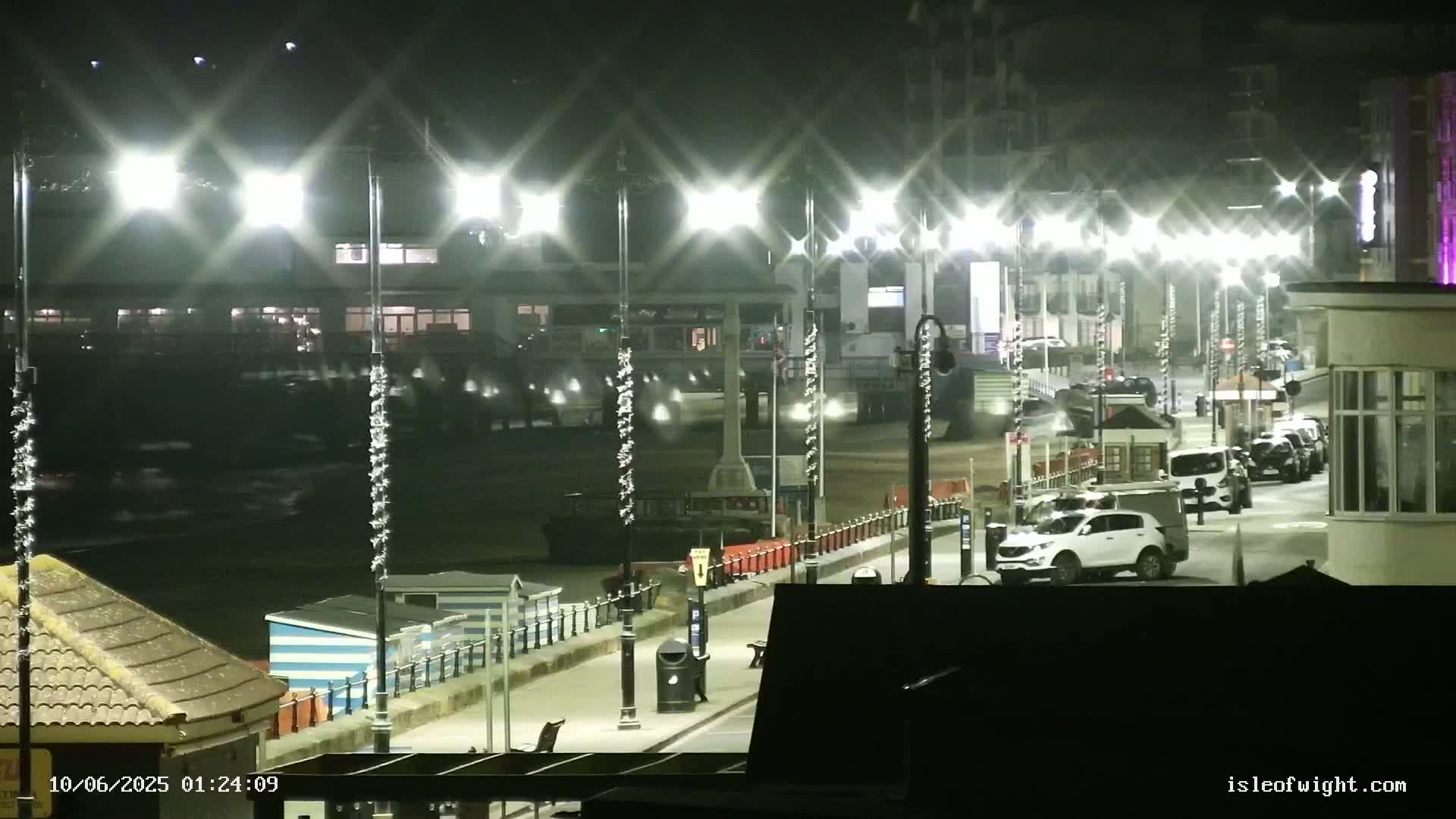 Sandown Beach Live Cam -Sandown, Isle of Wight, South East, England, United Kingdom