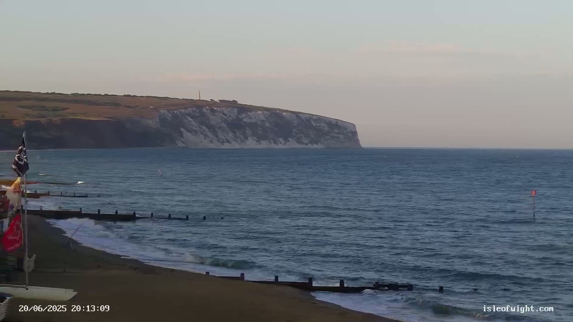 Sandown Beach Live Cam -Sandown, Isle of Wight, South East, England, United Kingdom