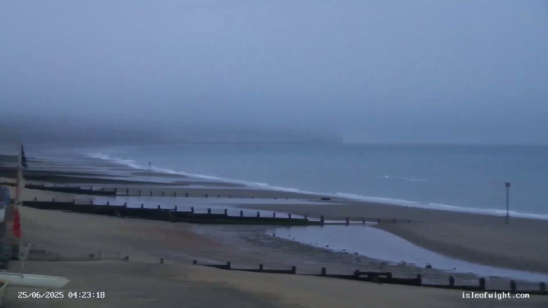 Sandown Beach Live Cam -Sandown, Isle of Wight, South East, England, United Kingdom