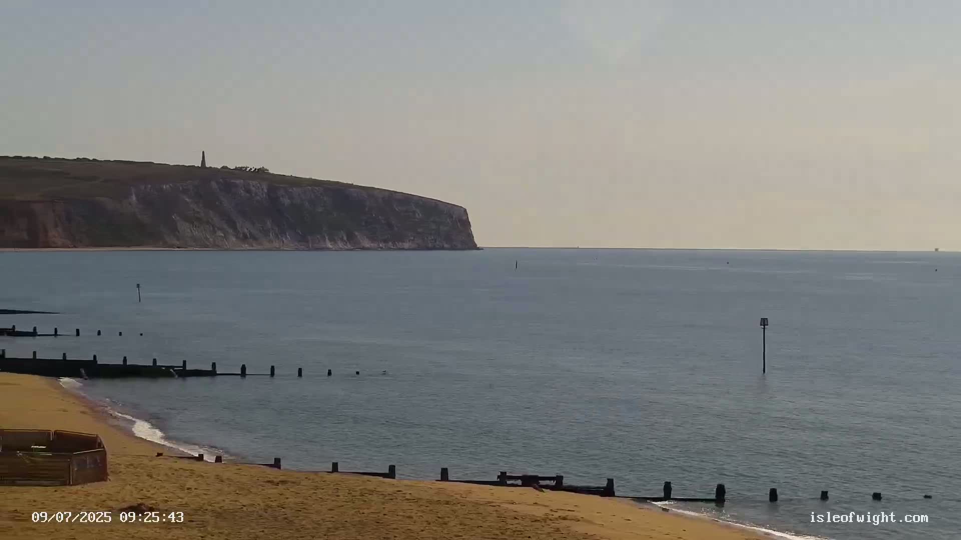 Sandown Beach Live Cam -Sandown, Isle of Wight, South East, England, United Kingdom