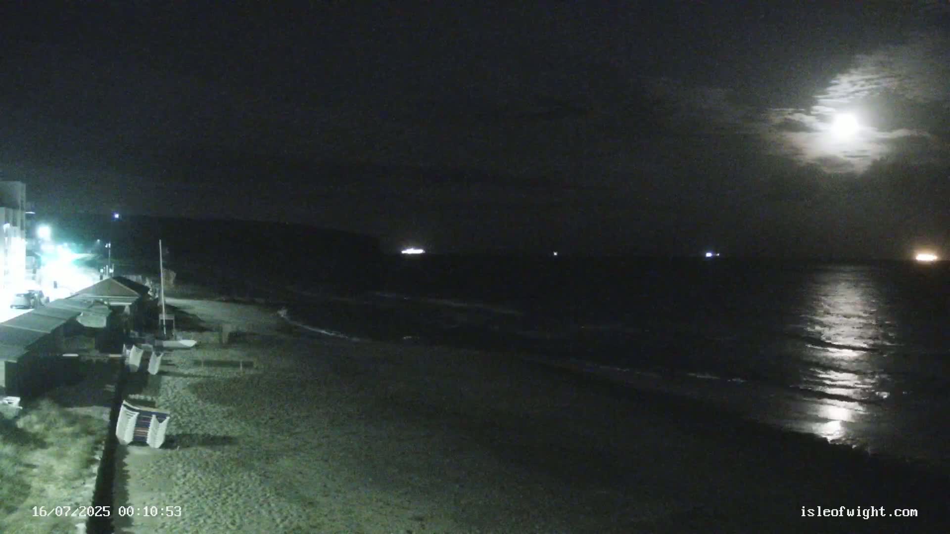 Sandown Beach Live Cam -Sandown, Isle of Wight, South East, England, United Kingdom