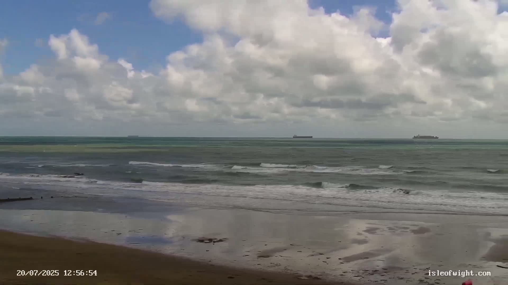 Sandown Beach Live Cam -Sandown, Isle of Wight, South East, England, United Kingdom