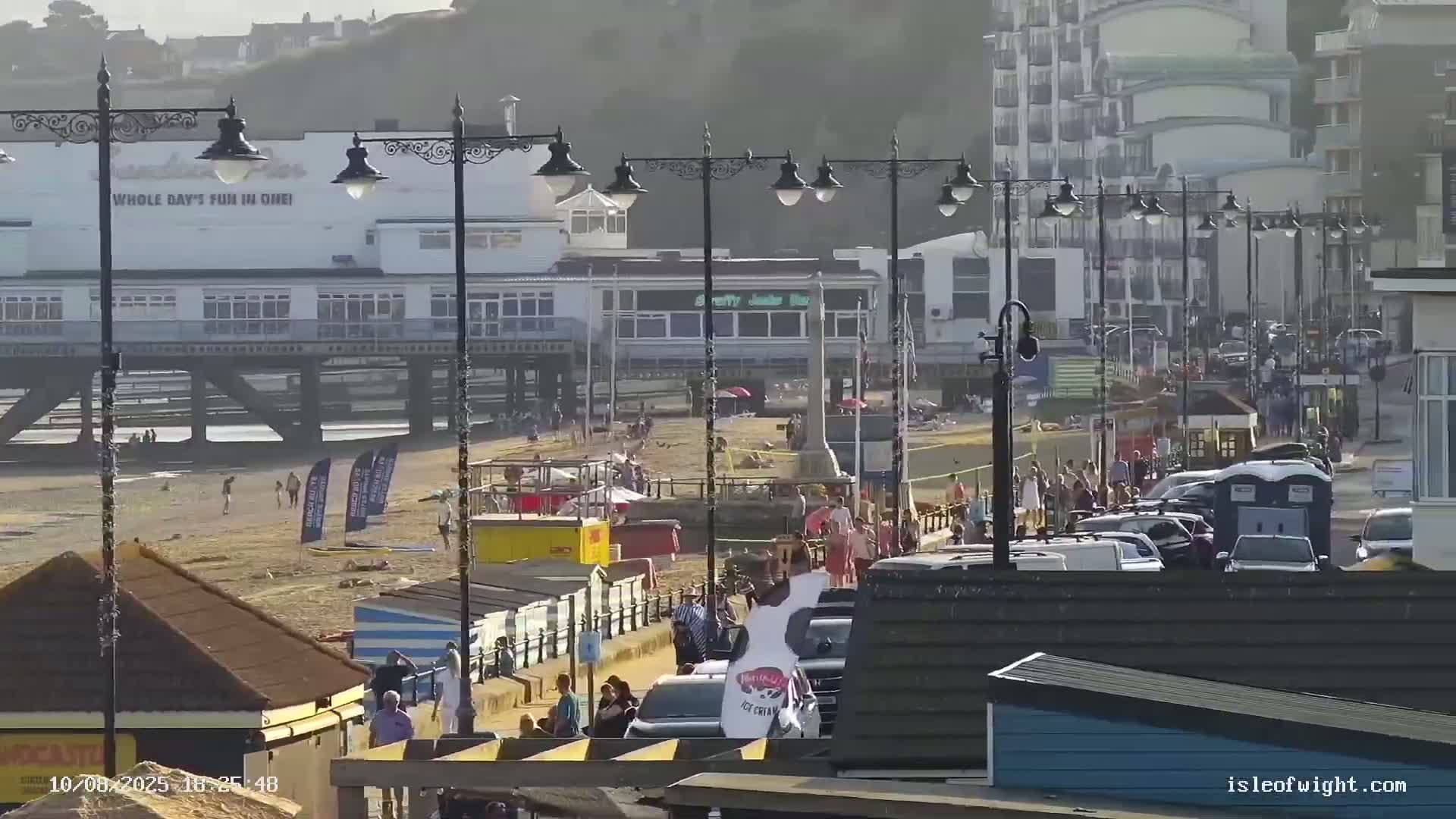 Sandown Beach Live Cam -Sandown, Isle of Wight, South East, England, United Kingdom
