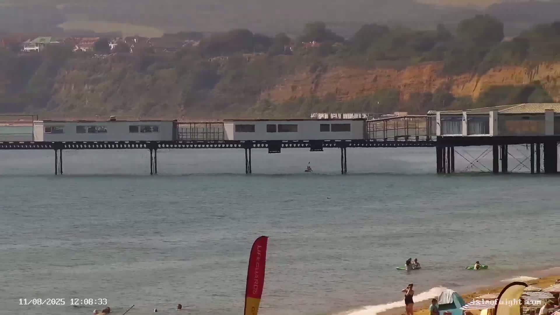 Sandown Beach Live Cam -Sandown, Isle of Wight, South East, England, United Kingdom
