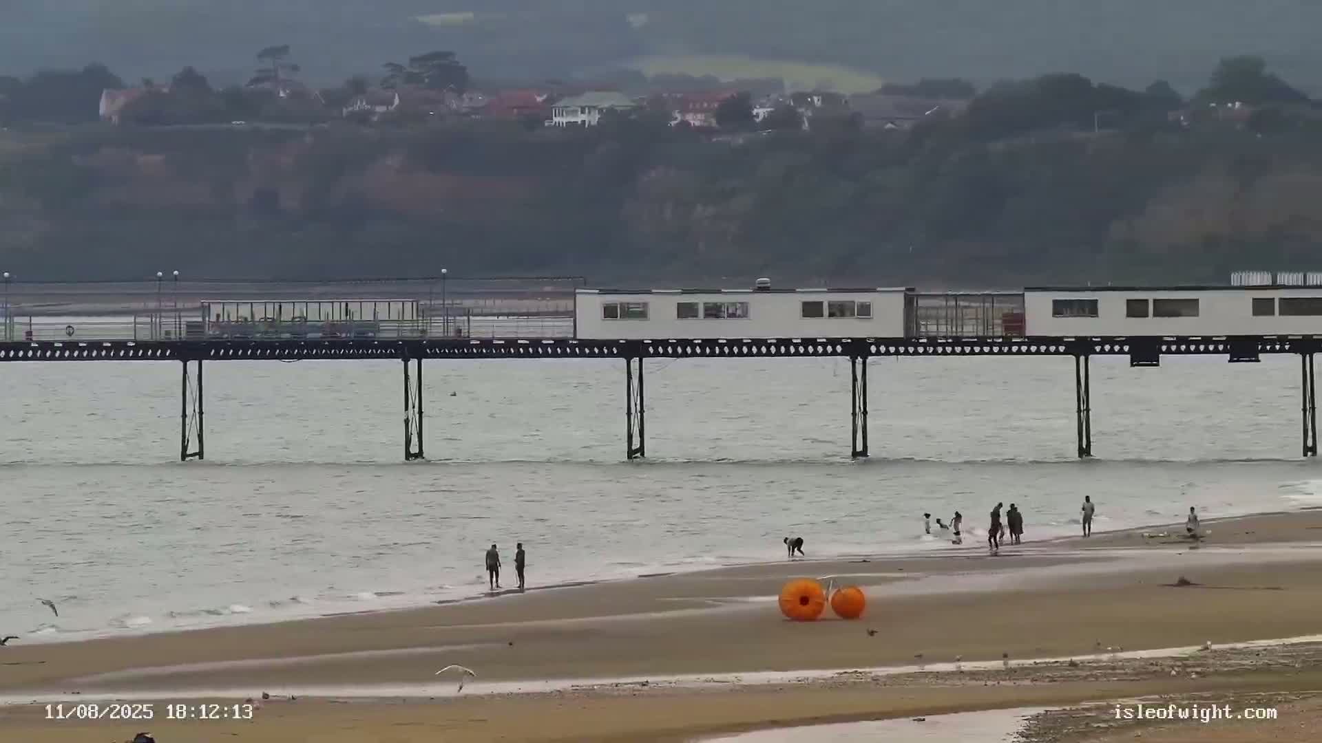 Sandown Beach Live Cam -Sandown, Isle of Wight, South East, England, United Kingdom