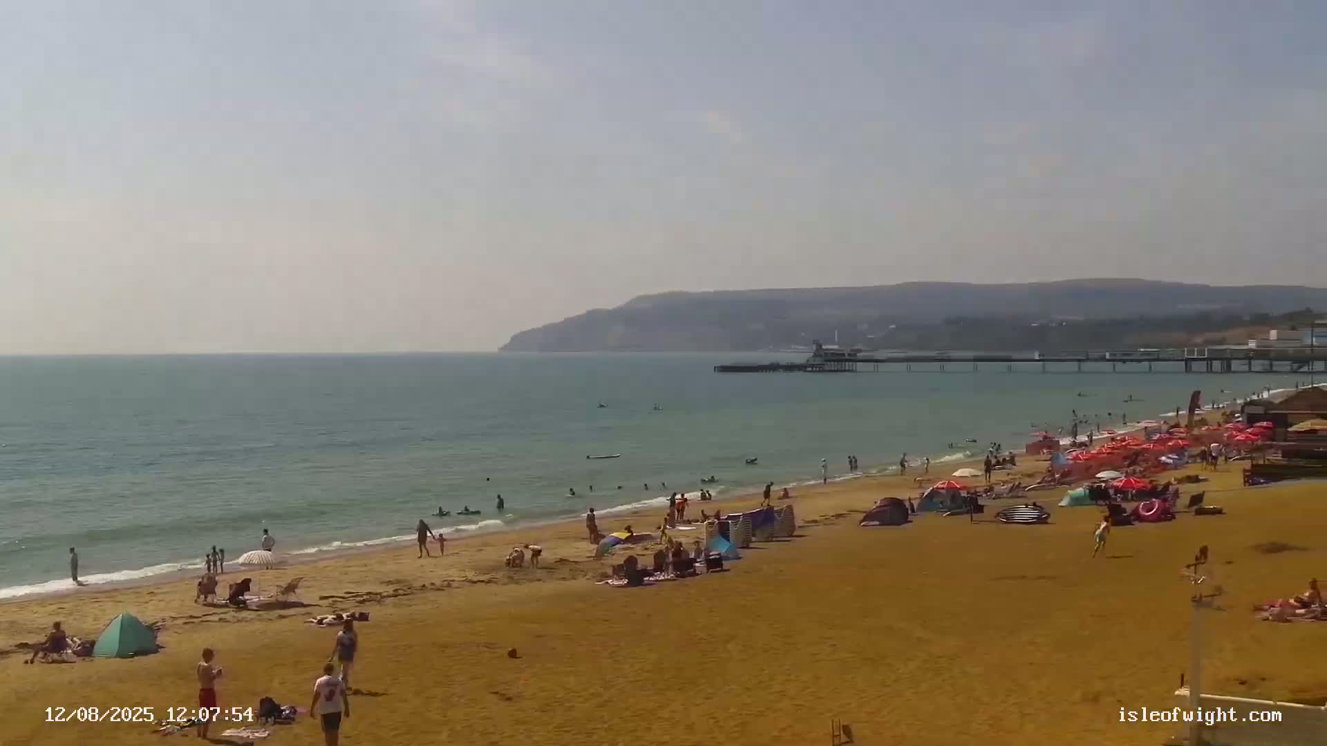 Sandown Beach Live Cam -Sandown, Isle of Wight, South East, England, United Kingdom