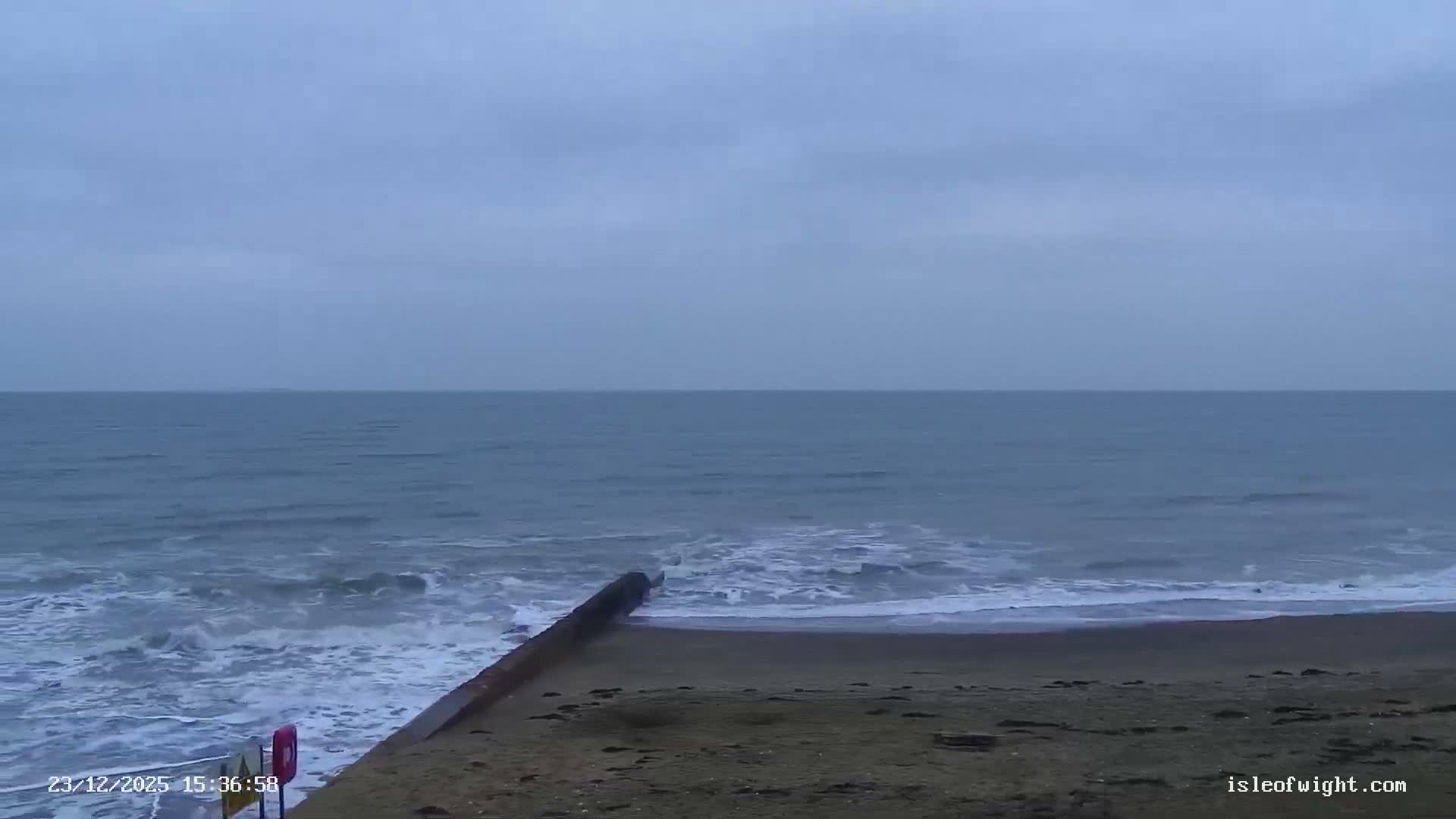 Sandown Beach Live Cam -Sandown, Isle of Wight, South East, England, United Kingdom