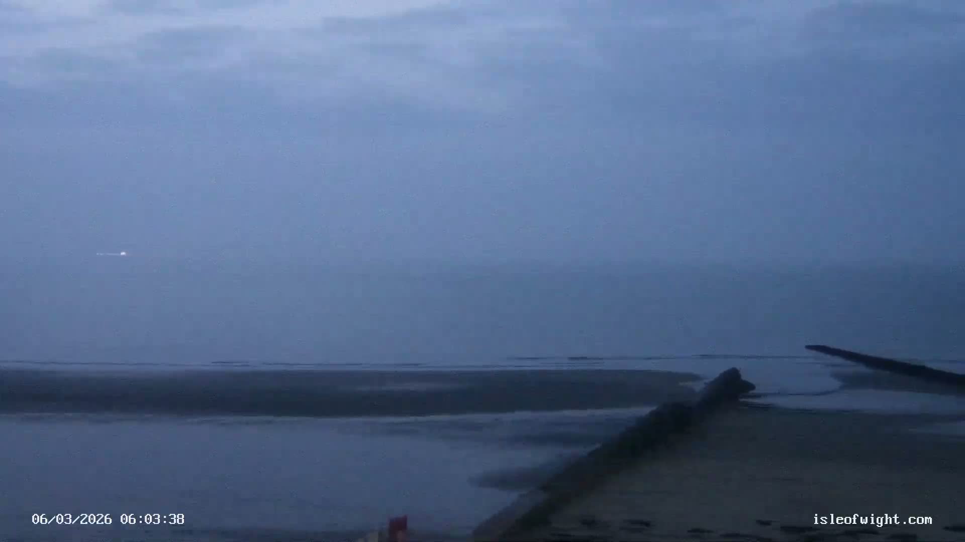 Sandown Beach Live Cam -Sandown, Isle of Wight, South East, England, United Kingdom