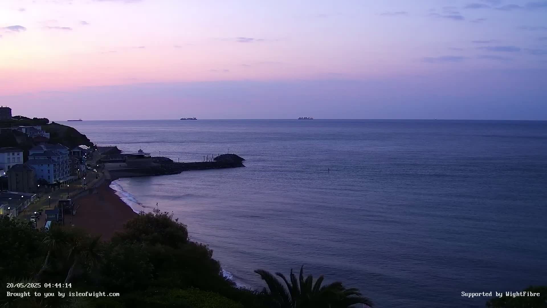 Ventnor Beach Live Cam - Ventnor, Isle of Wight, South East, England, United Kingdom