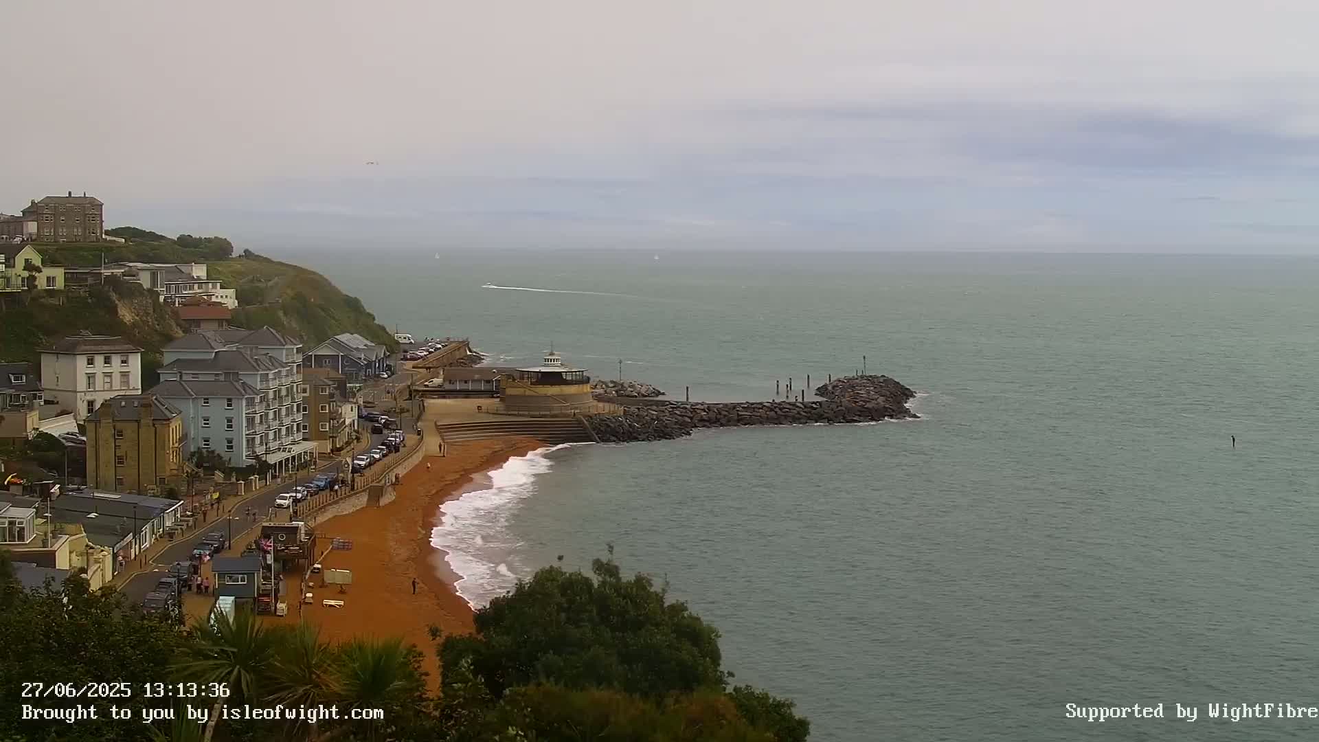 Ventnor Beach Live Cam - Ventnor, Isle of Wight, South East, England, United Kingdom