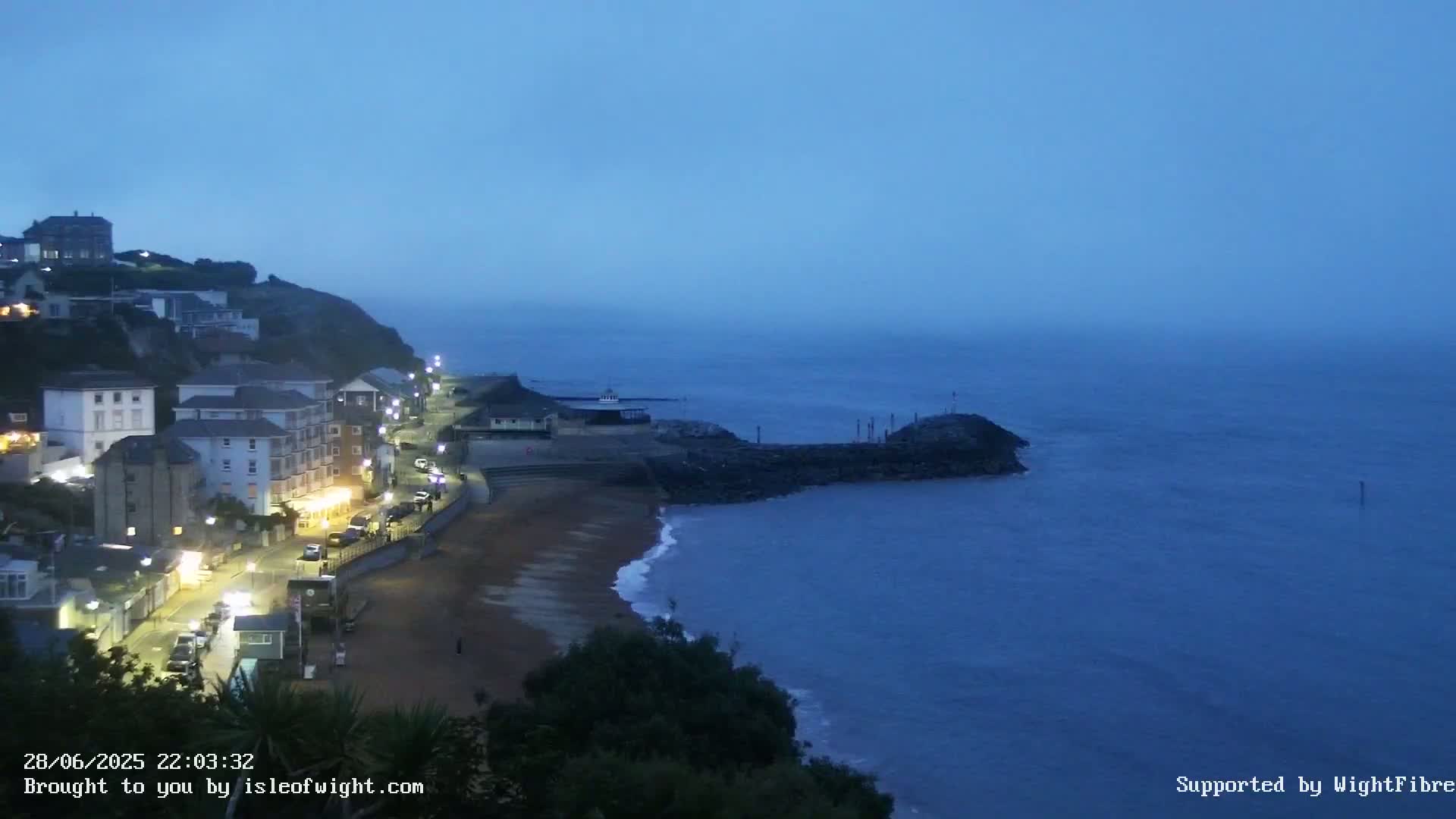 Ventnor Beach Live Cam - Ventnor, Isle of Wight, South East, England, United Kingdom