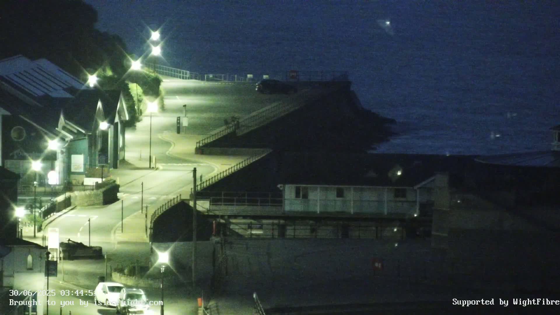 Ventnor Beach Live Cam - Ventnor, Isle of Wight, South East, England, United Kingdom