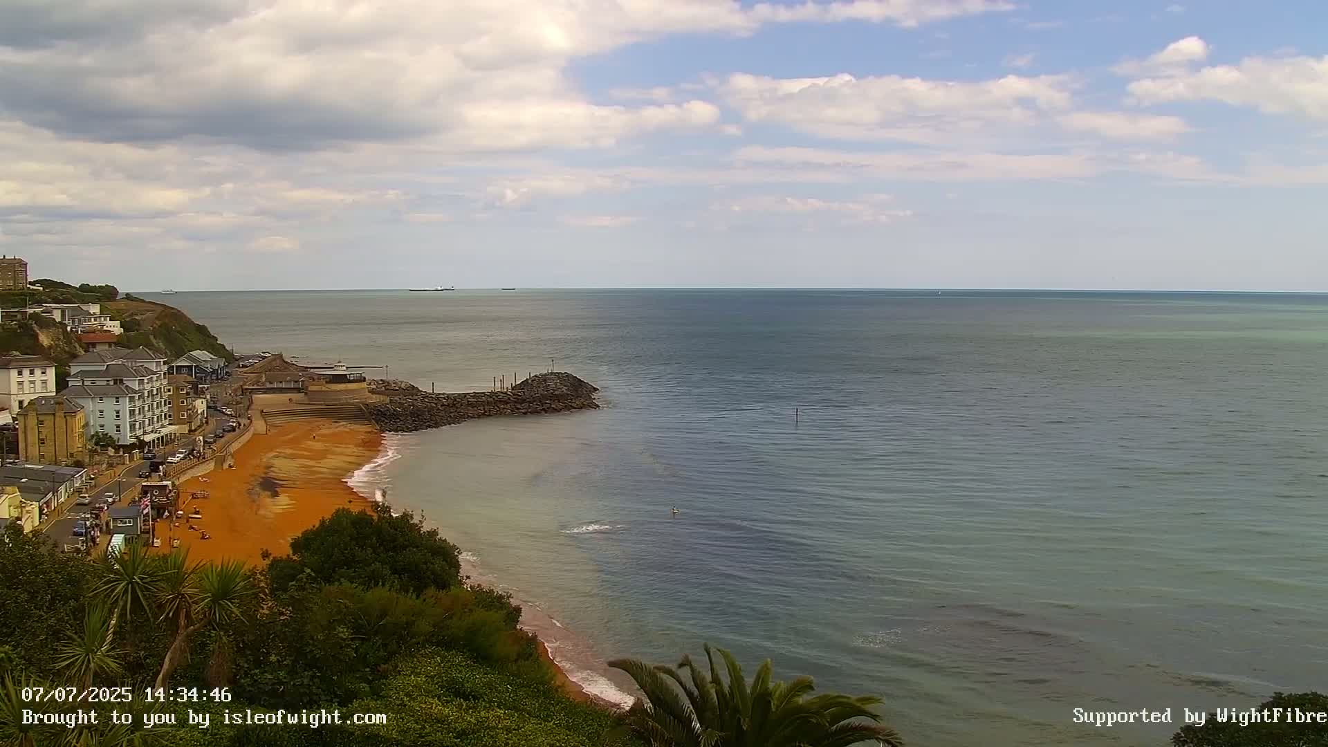 Ventnor Beach Live Cam - Ventnor, Isle of Wight, South East, England, United Kingdom