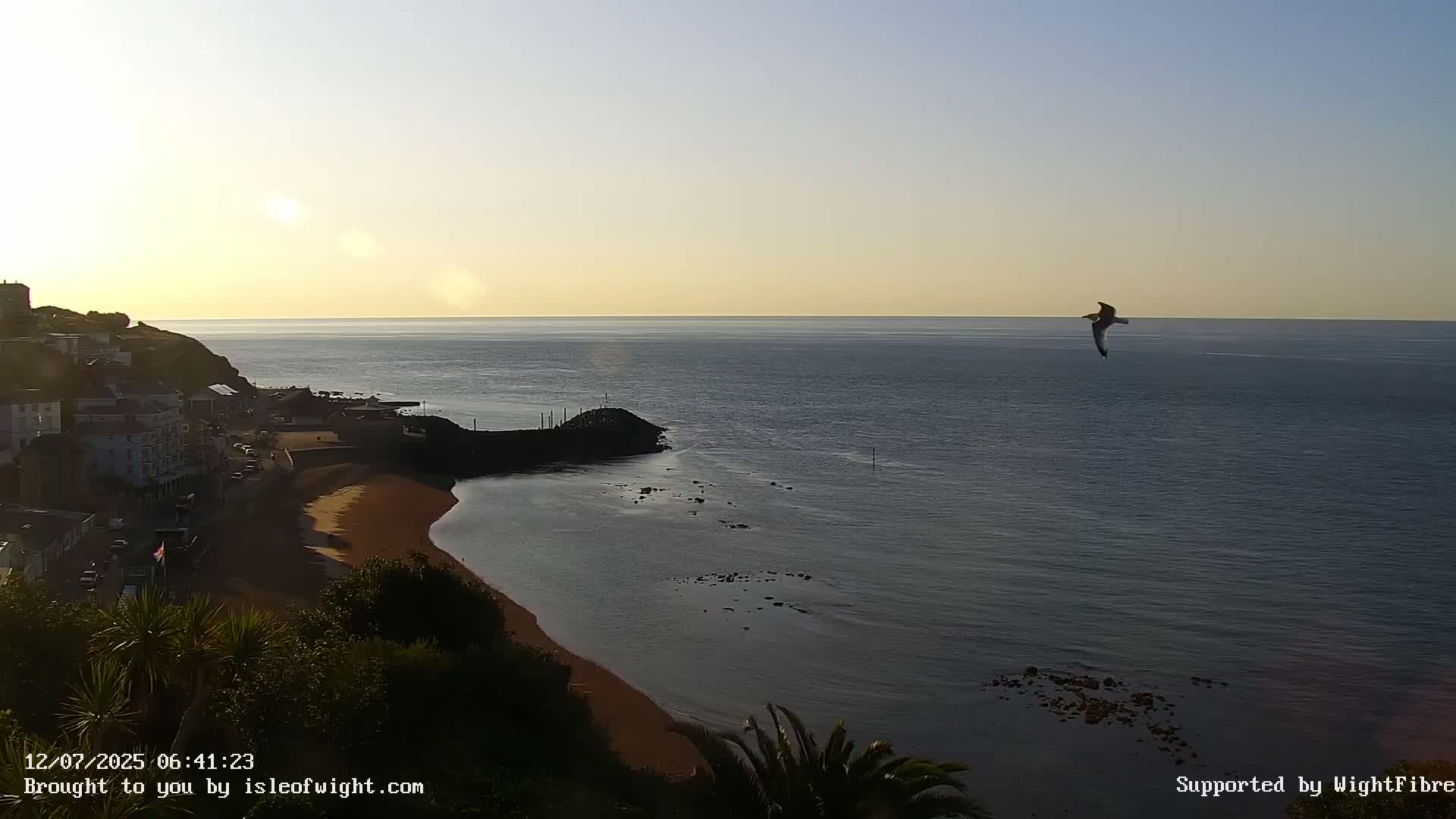 Ventnor Beach Live Cam - Ventnor, Isle of Wight, South East, England, United Kingdom