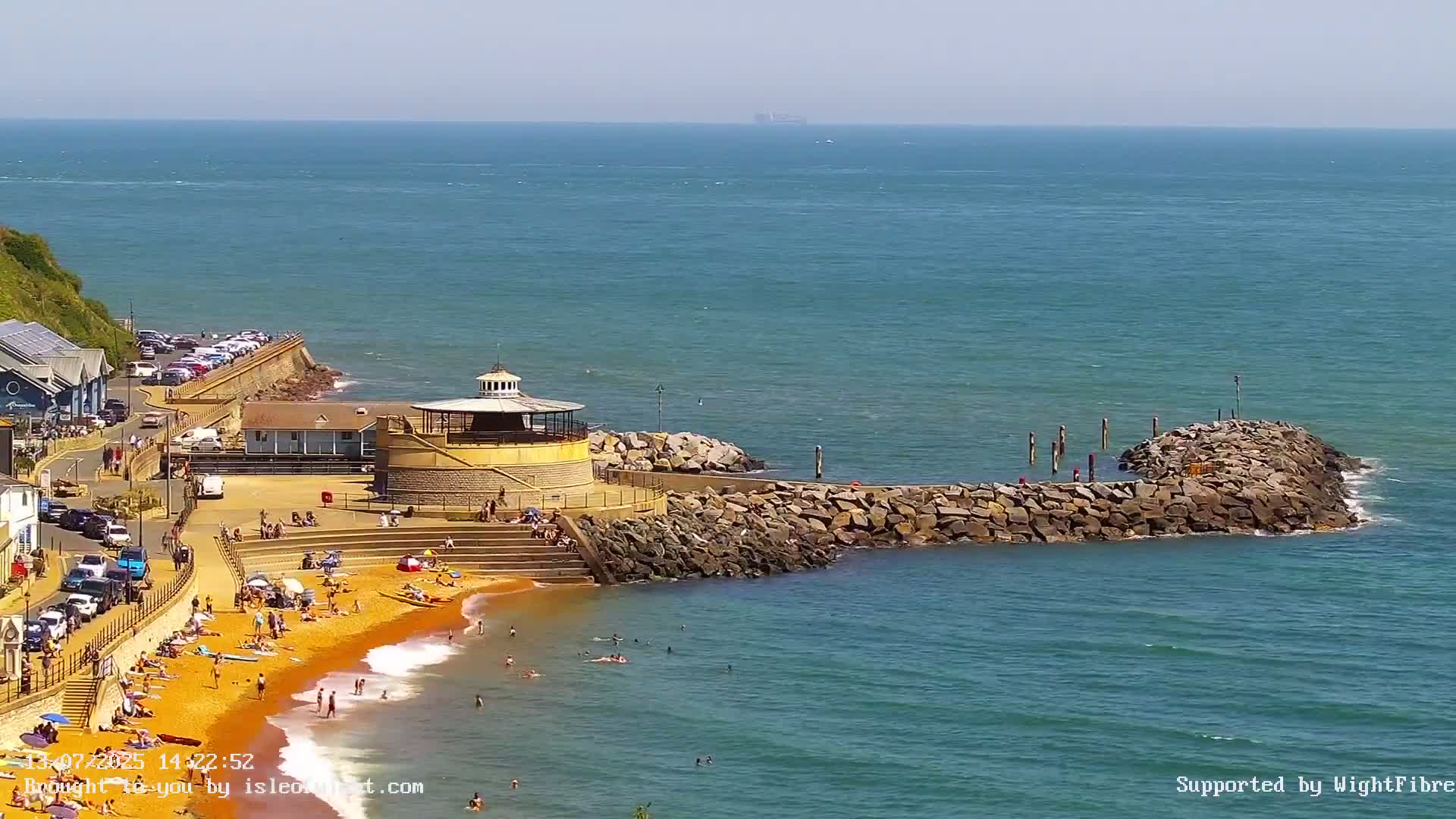 Ventnor Beach Live Cam - Ventnor, Isle of Wight, South East, England, United Kingdom