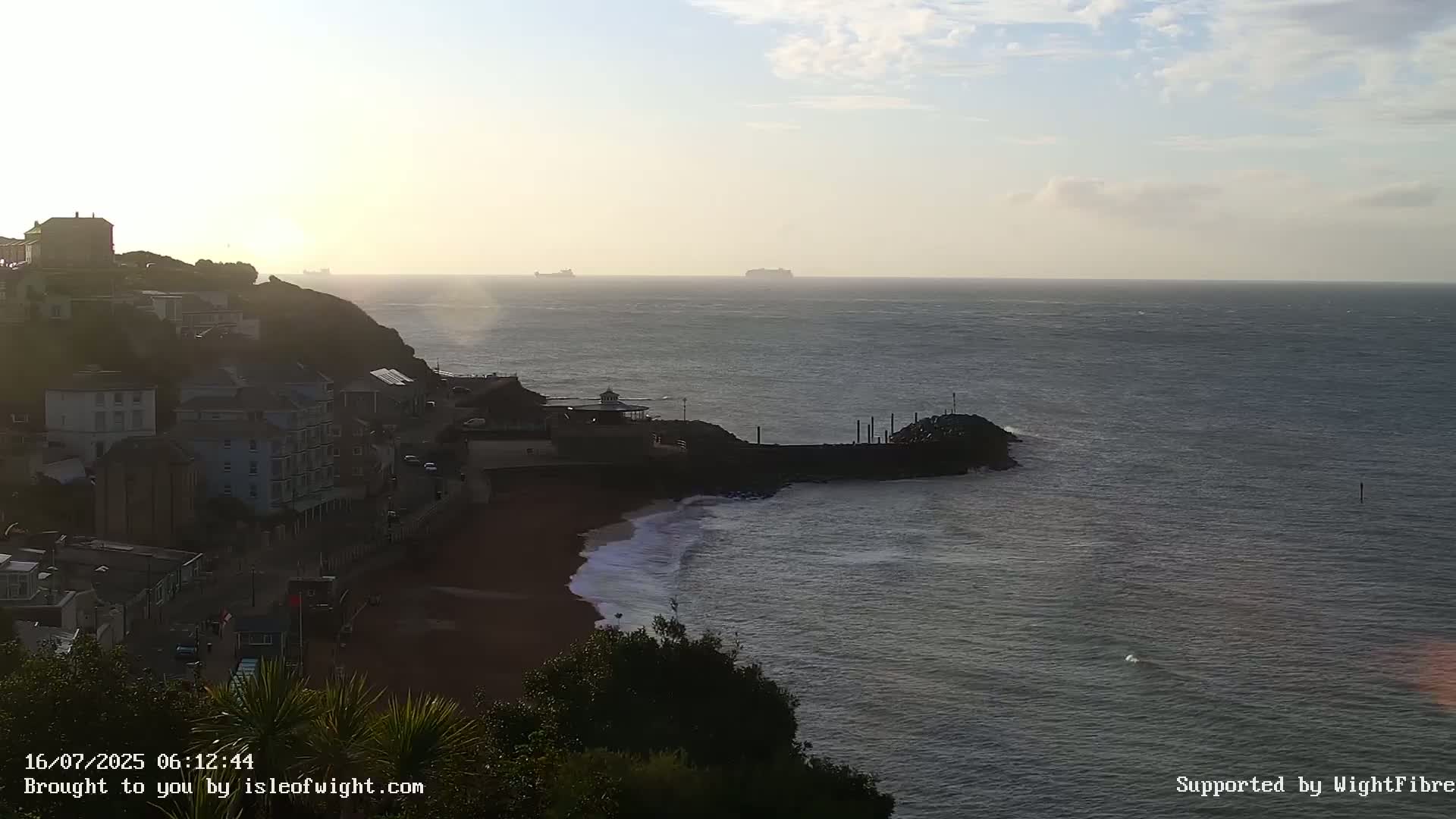 Ventnor Beach Live Cam - Ventnor, Isle of Wight, South East, England, United Kingdom