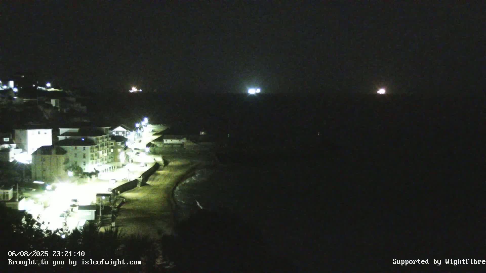 Ventnor Beach Live Cam - Ventnor, Isle of Wight, South East, England, United Kingdom