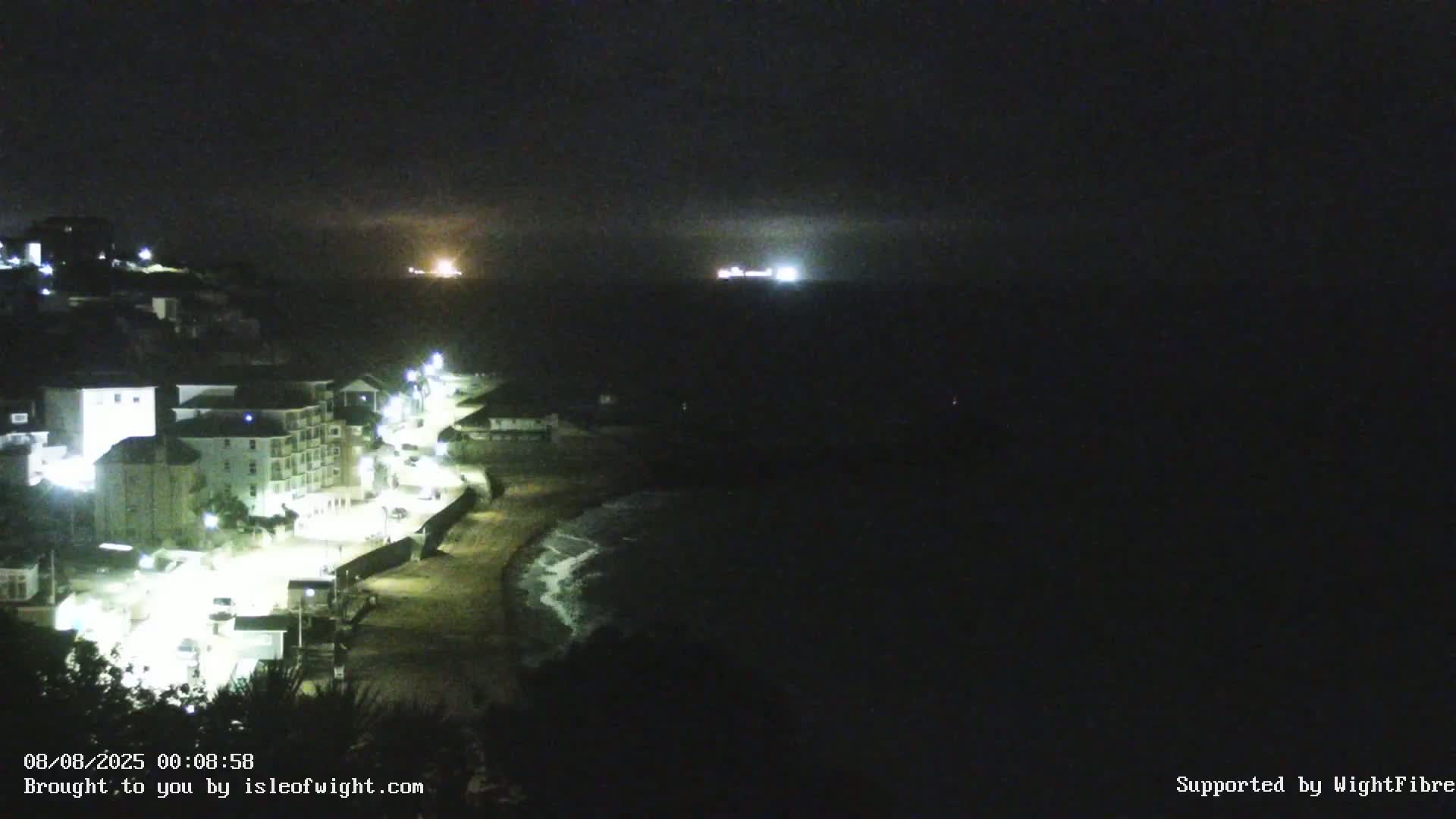 Ventnor Beach Live Cam - Ventnor, Isle of Wight, South East, England, United Kingdom