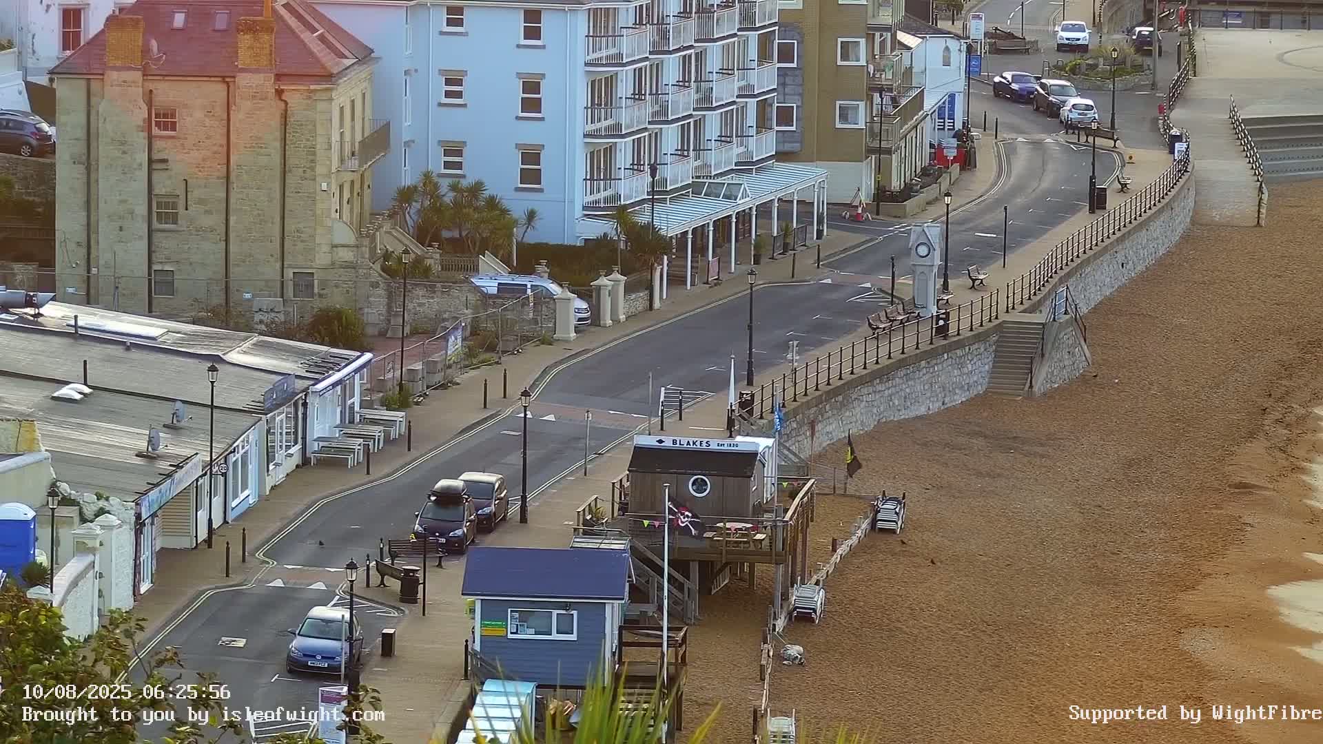 Ventnor Beach Live Cam - Ventnor, Isle of Wight, South East, England, United Kingdom