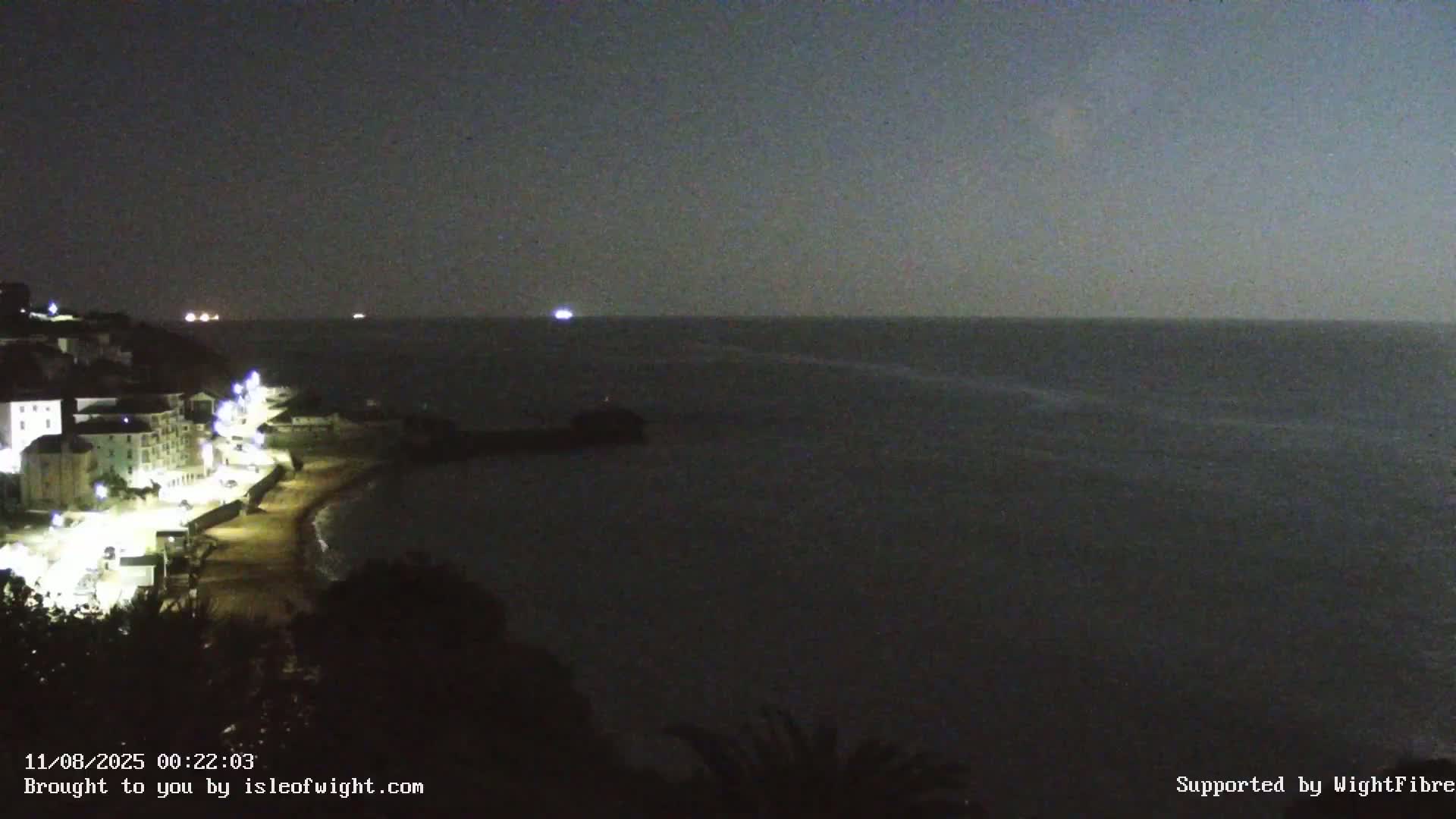 Ventnor Beach Live Cam - Ventnor, Isle of Wight, South East, England, United Kingdom