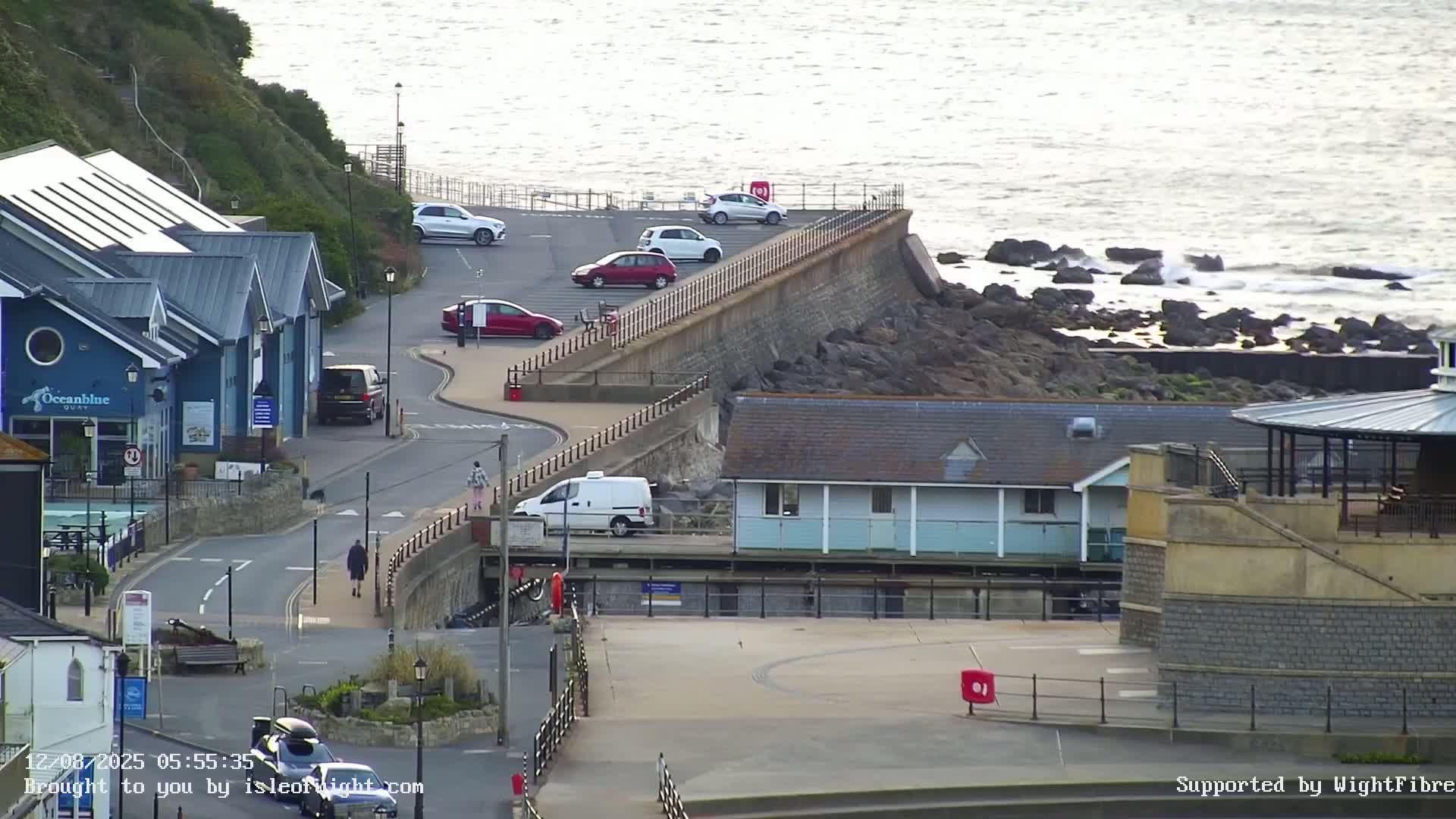 Ventnor Beach Live Cam - Ventnor, Isle of Wight, South East, England, United Kingdom