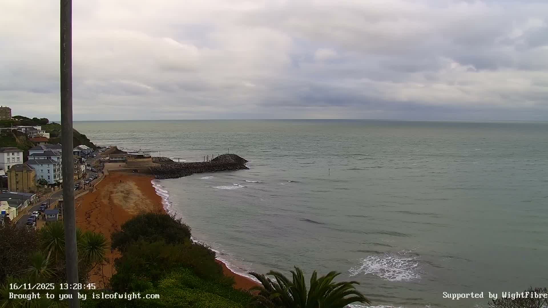 Ventnor Beach Live Cam - Ventnor, Isle of Wight, South East, England, United Kingdom