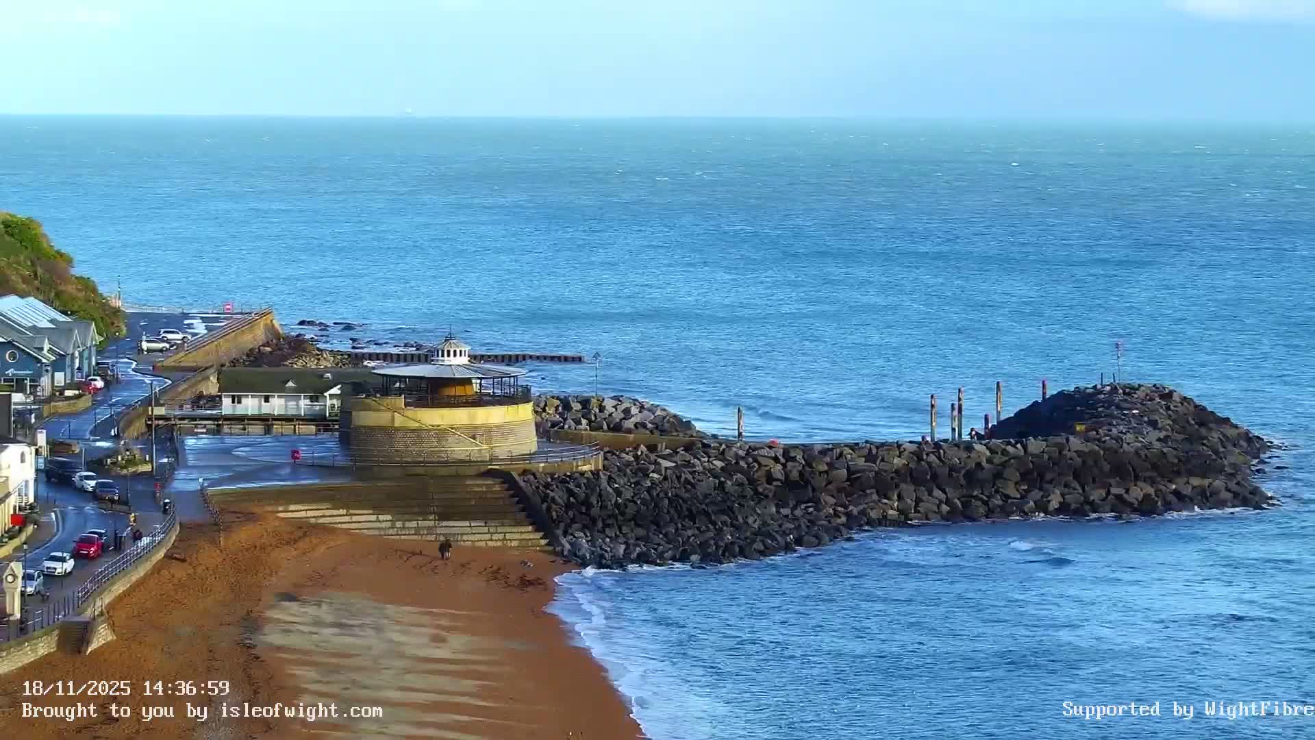 Ventnor Beach Live Cam - Ventnor, Isle of Wight, South East, England, United Kingdom