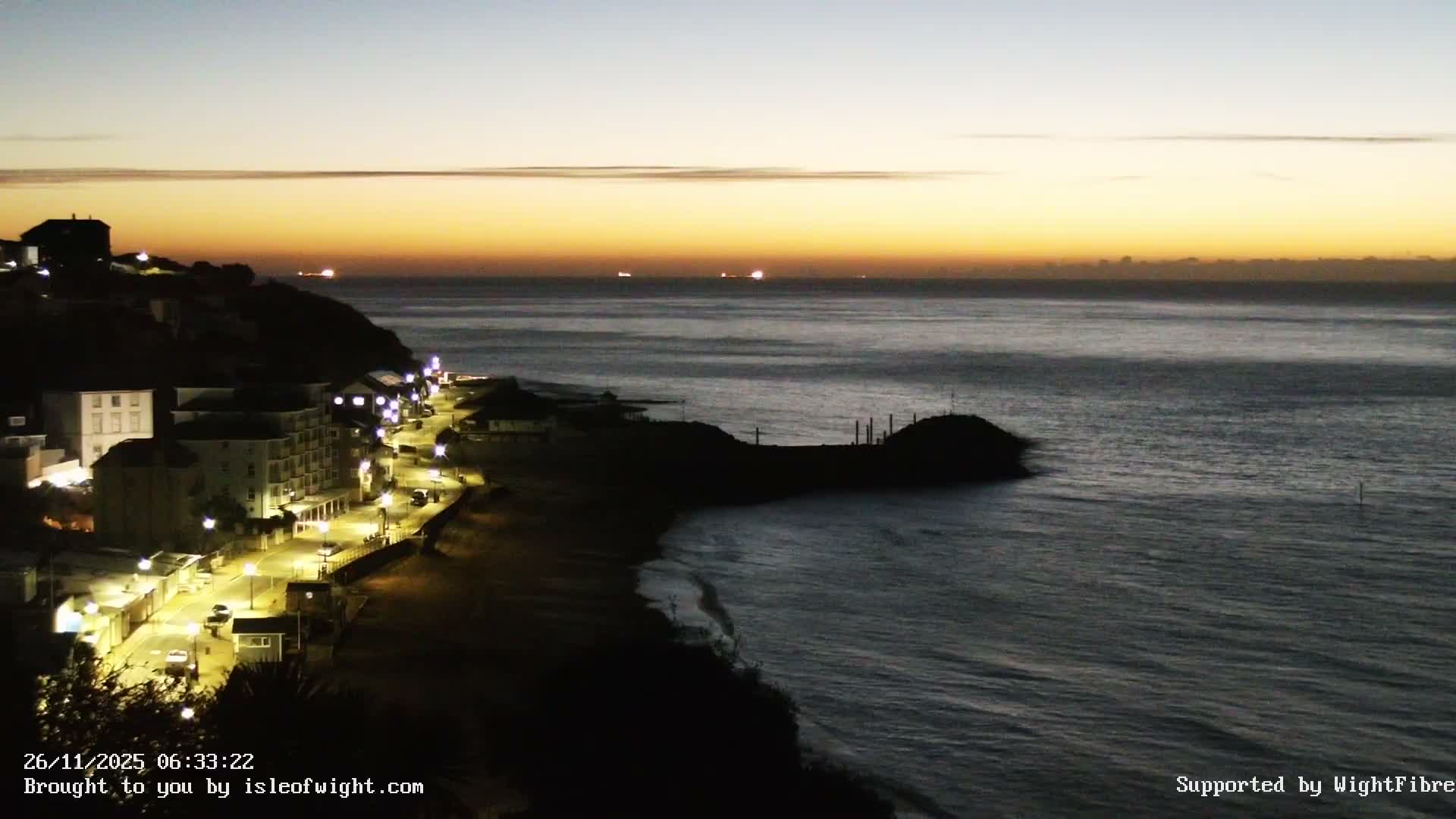 Ventnor Beach Live Cam - Ventnor, Isle of Wight, South East, England, United Kingdom