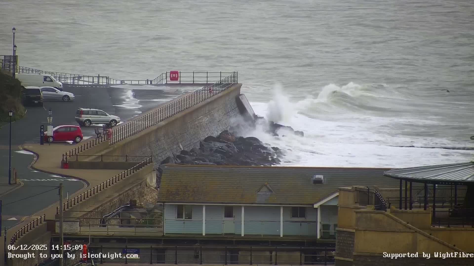 Ventnor Beach Live Cam - Ventnor, Isle of Wight, South East, England, United Kingdom